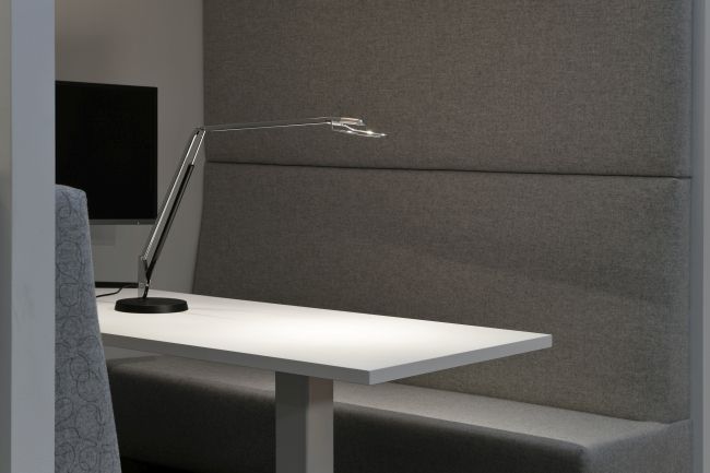 Lifto LED Table Lamp dimmable Belux Lifto LED Table Lamp dimmable Belux