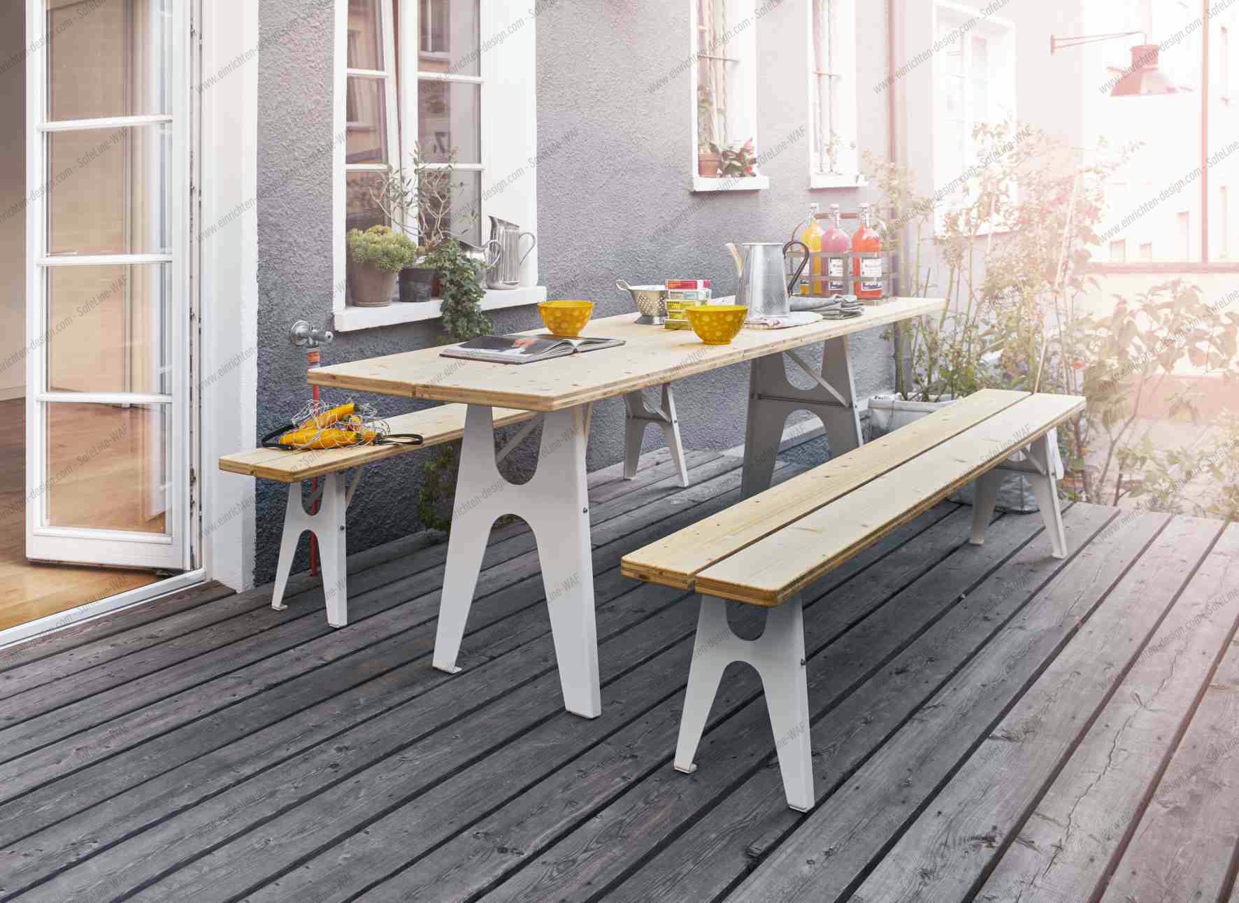 Ludwig Table Richard Lampert