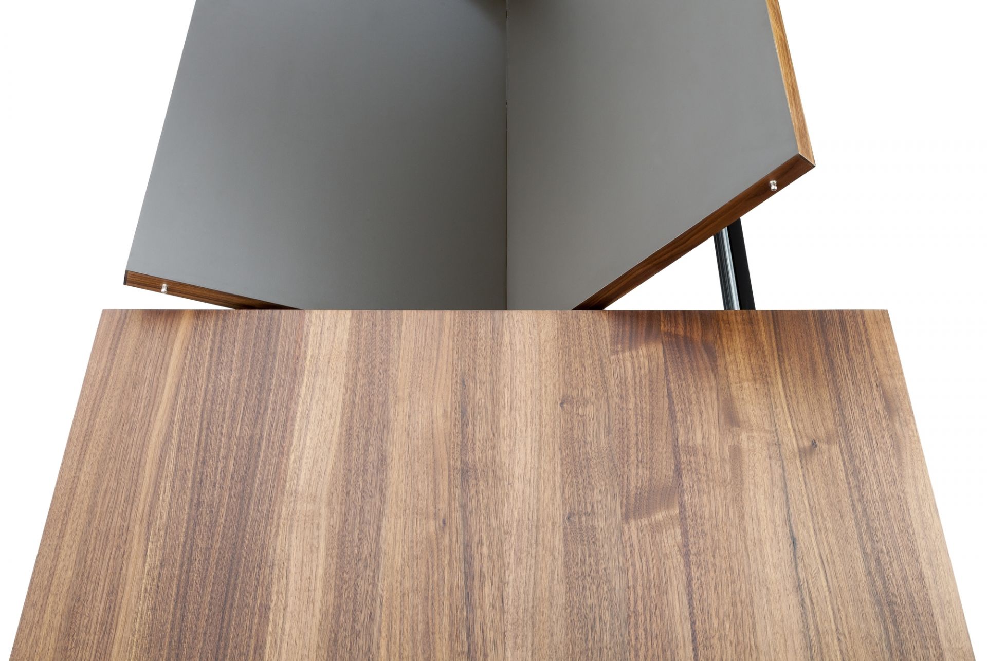 S 1072 Dining table extendable Thonet