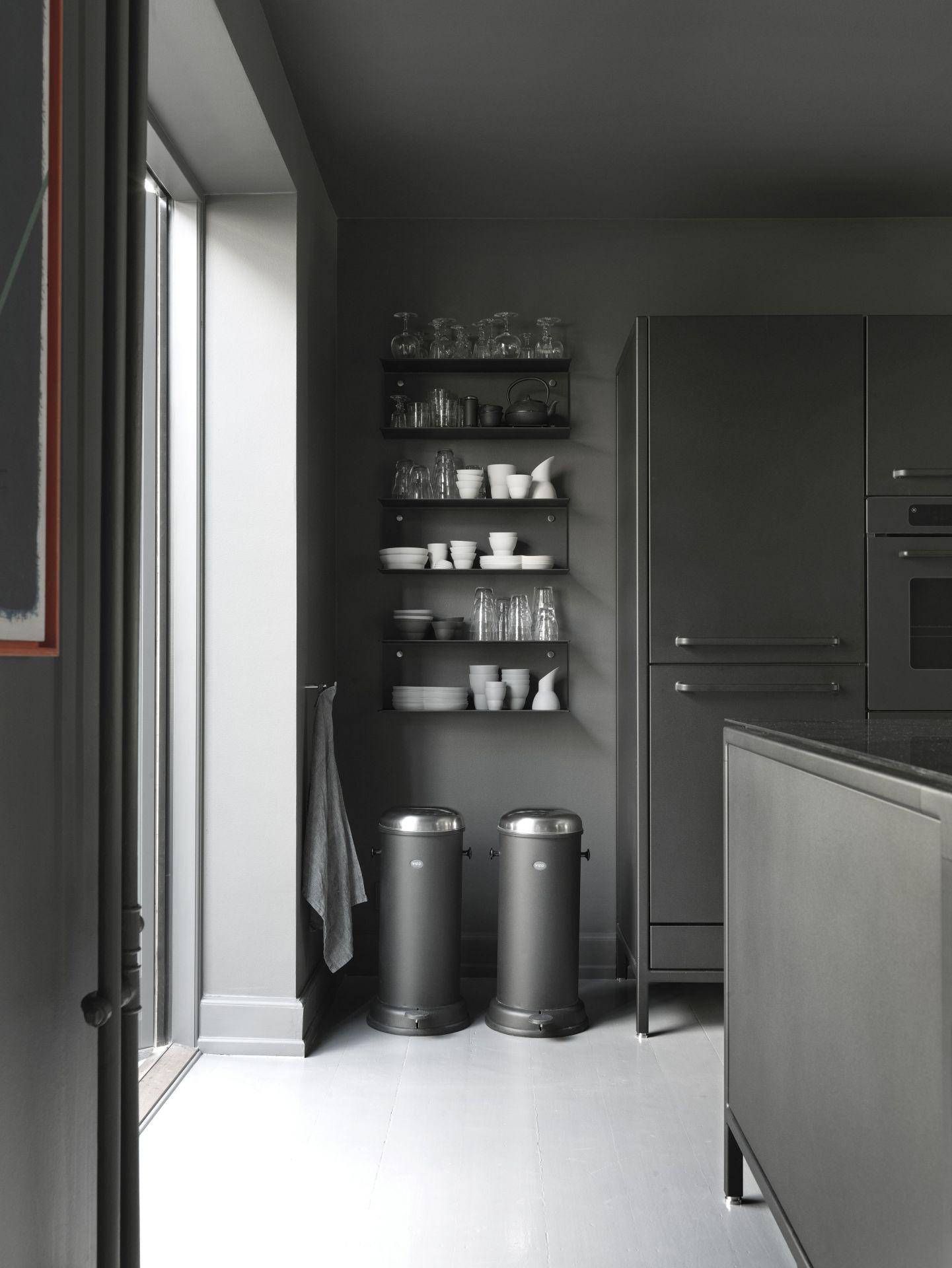 Pedal Bin L 30 black Vipp Pedal Bin L 30 black Vipp