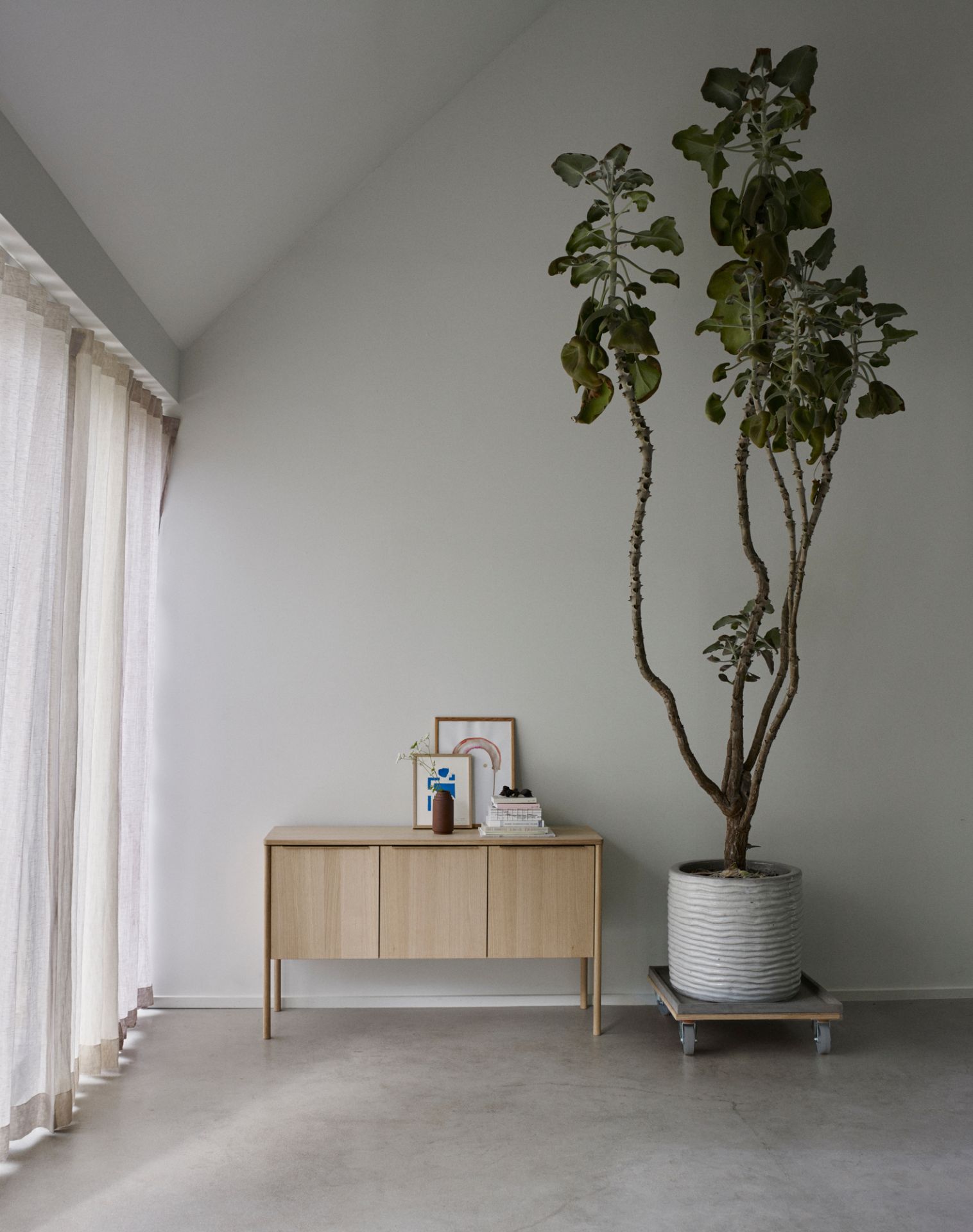 Jut Cabinet Sideboard Oak FSC Mix Skagerak