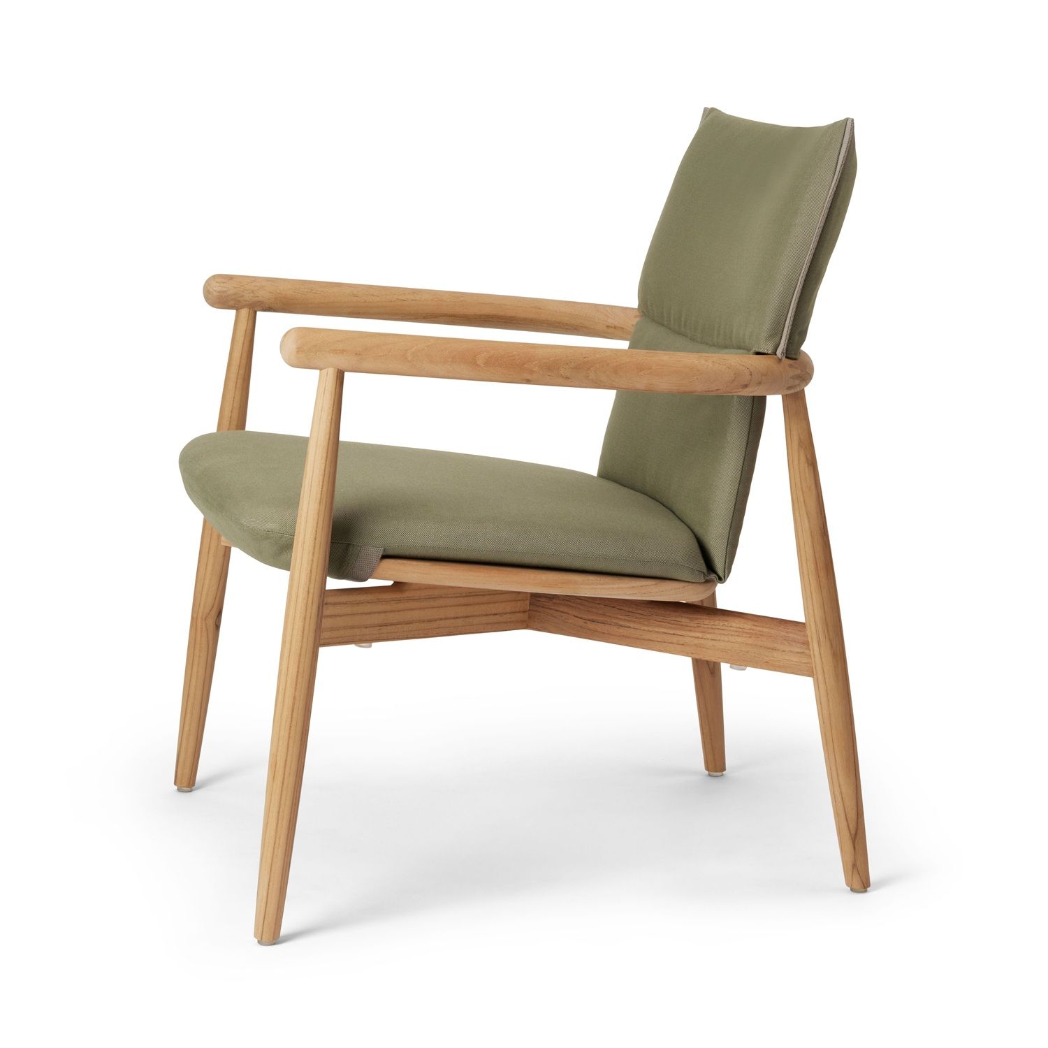 Embrace Outdoor Lounge Chair with cushion Carl Hansen & Søn