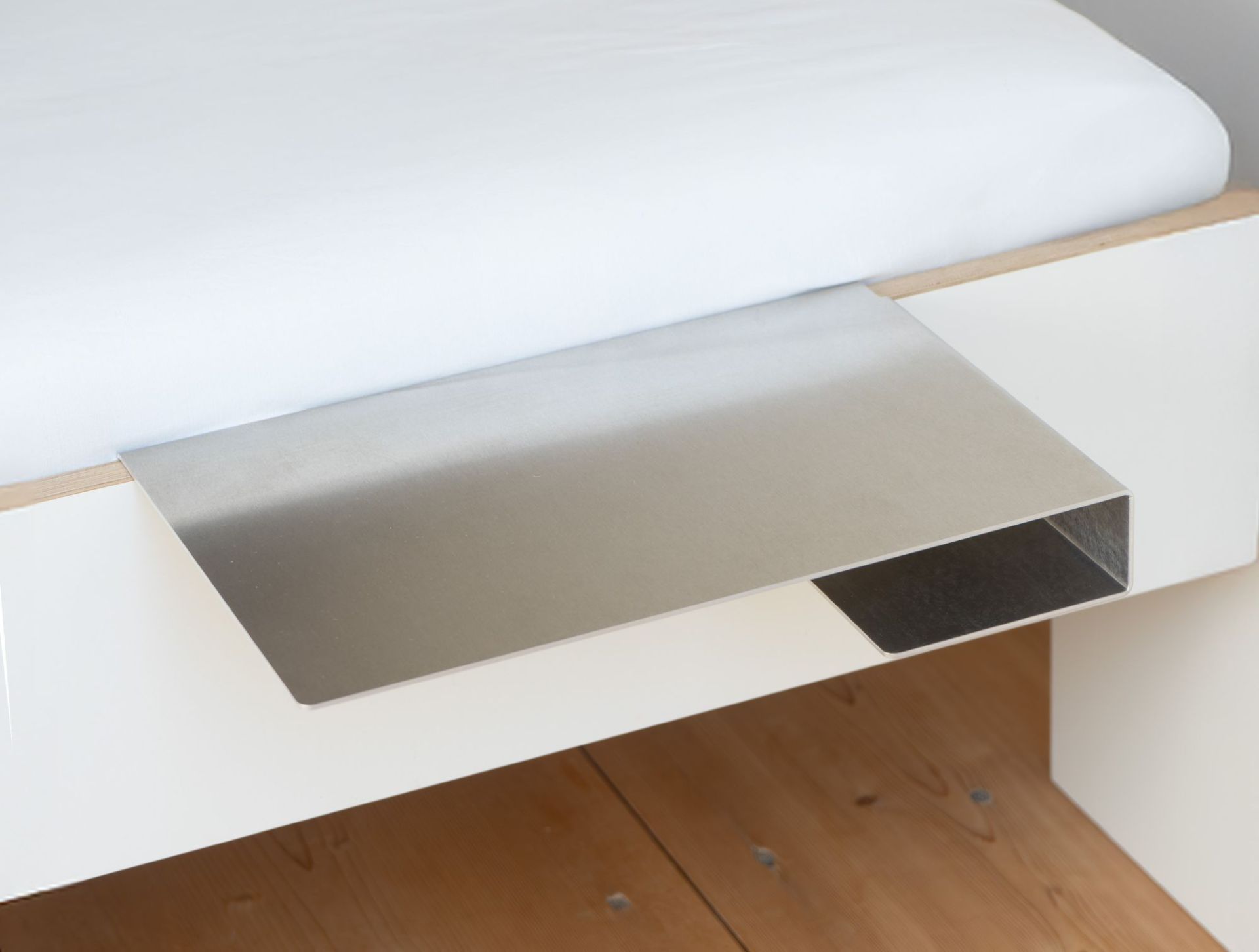 Bed edge light side shelf for Siebenschläfer / Tagedieb Nils Holger Moormann