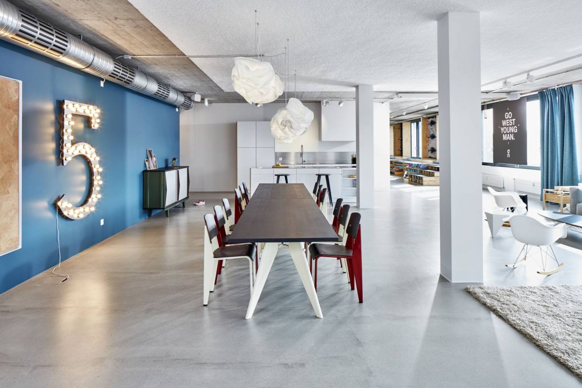 EM Table Wood W 90 x L 180 cm Vitra