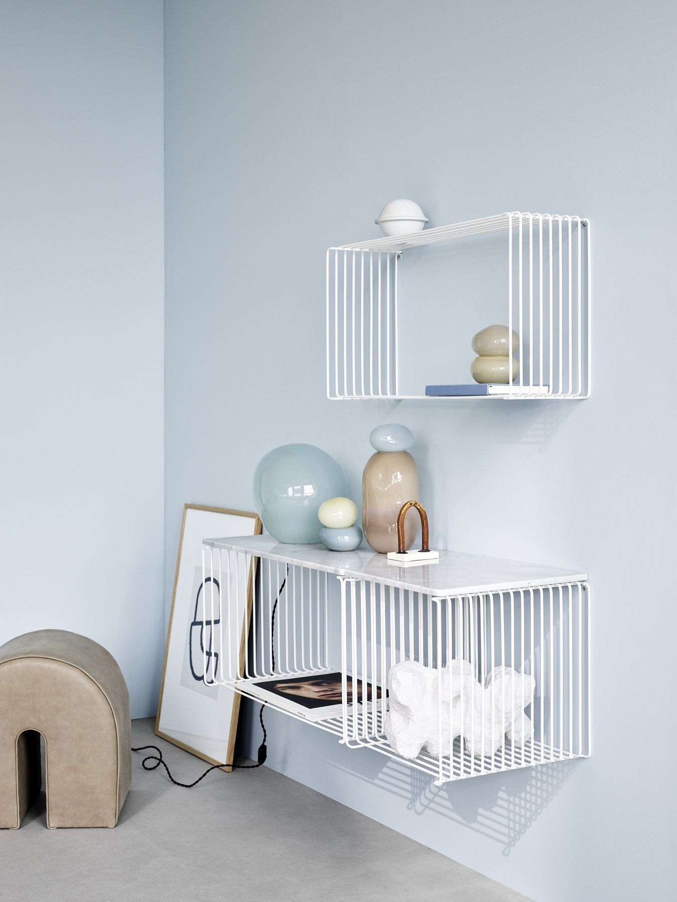 Panton Wire Shelf Pine D18,8cm Montana QUICK SHIP