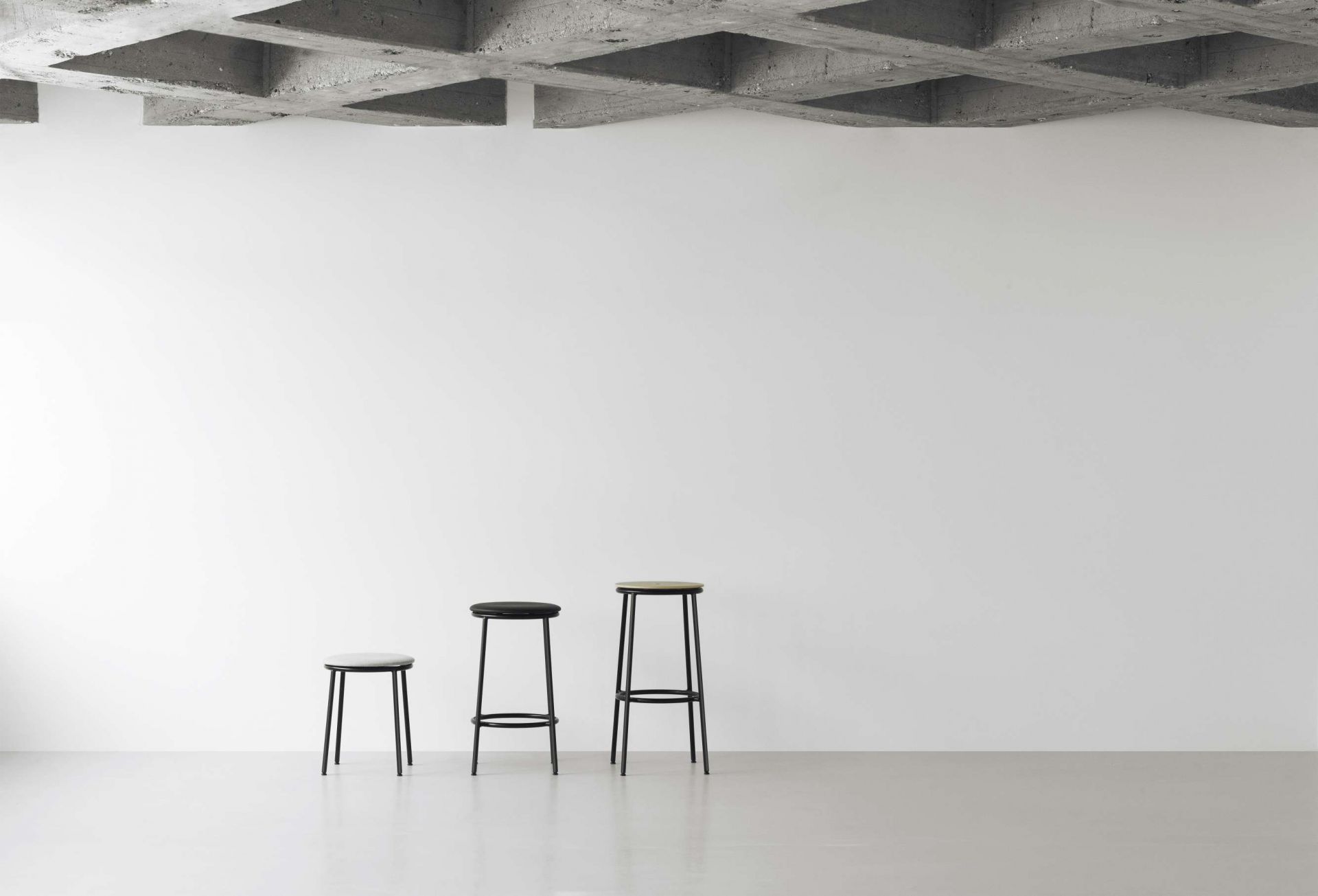 Circa Barstool H 75 cm Barstool Normann Copenhagen 