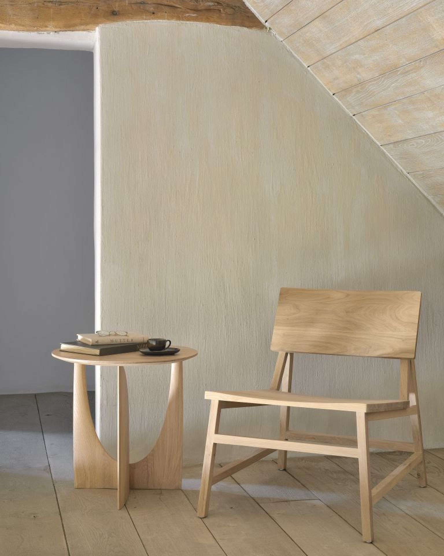 N2 Lounge Chair Oak Ethnicraft