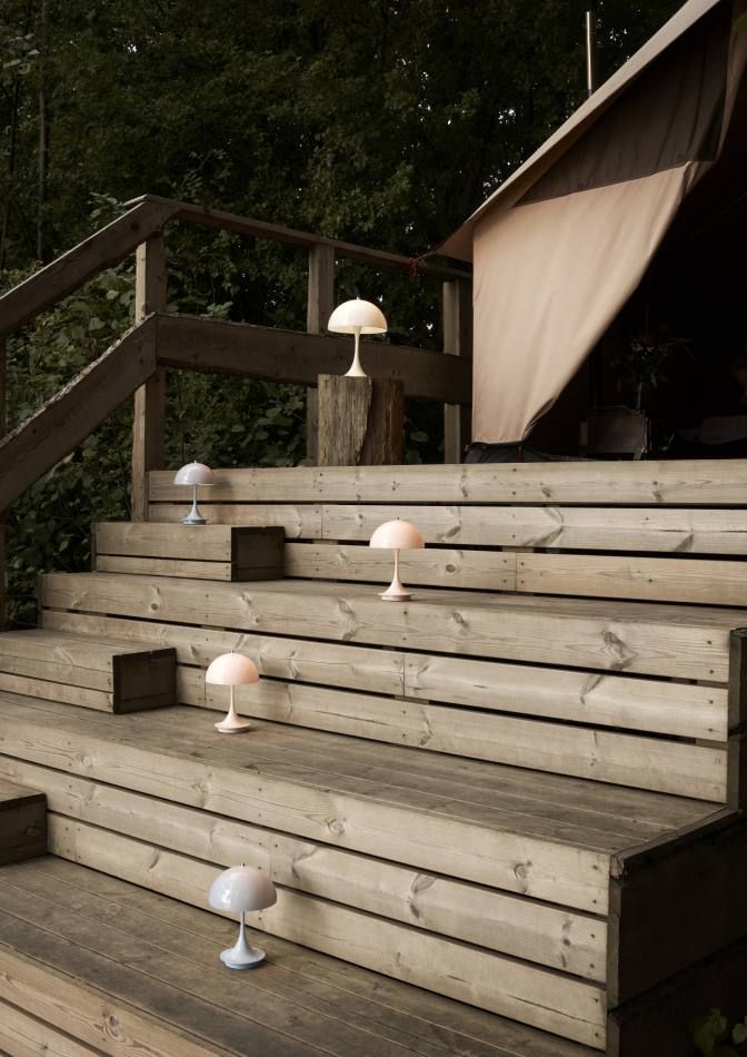 Panthella 250 Table lamp LED Louis Poulsen Opal Pale rose