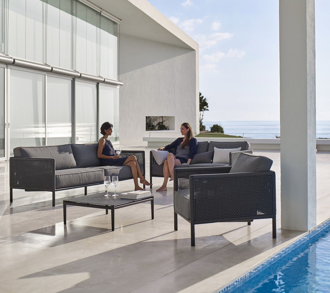 Encore 2-seater Sofa incl. AirTouch cushions Cane Line
