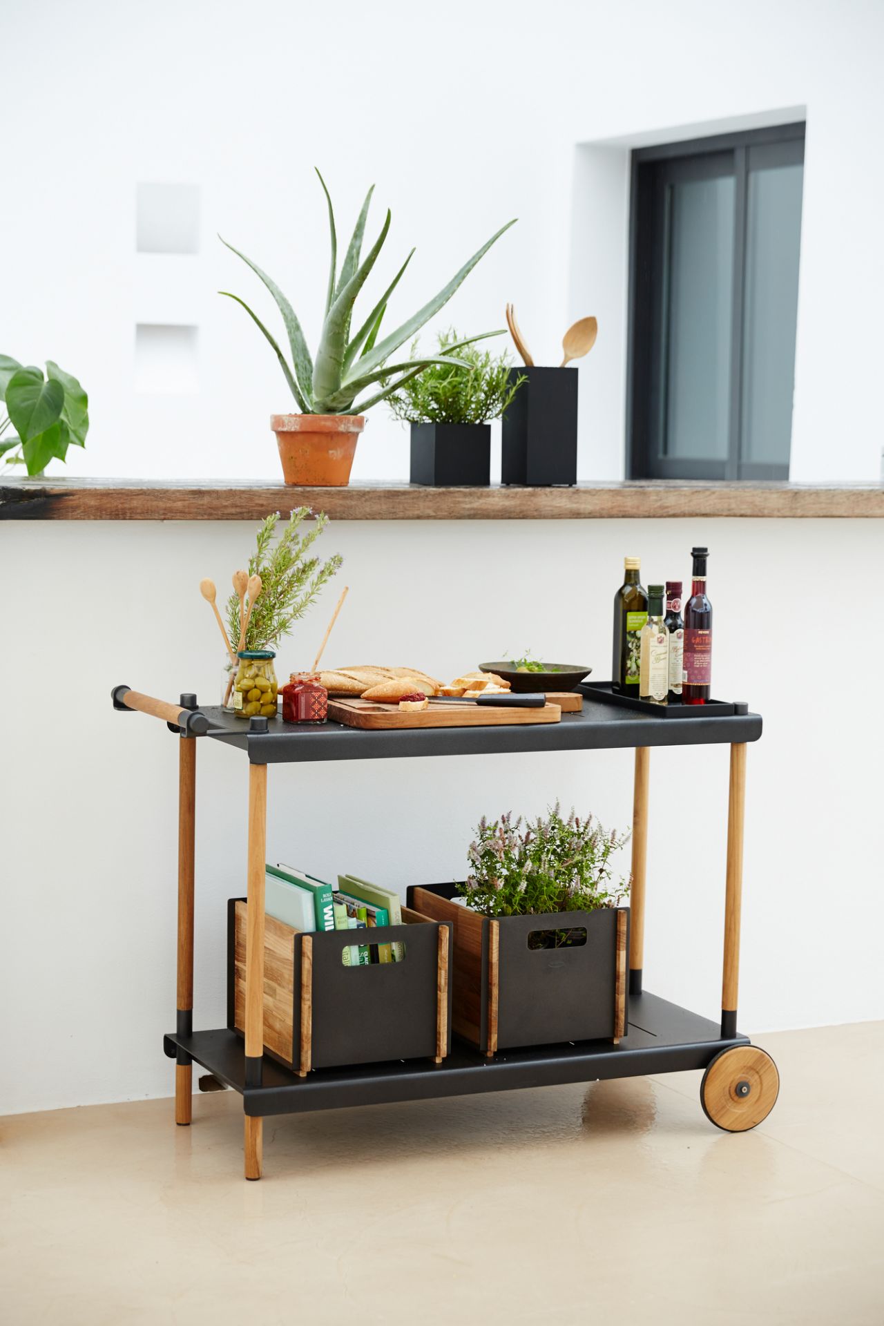 Frame Indoor / Outdoor Bar trolley Cane-Line