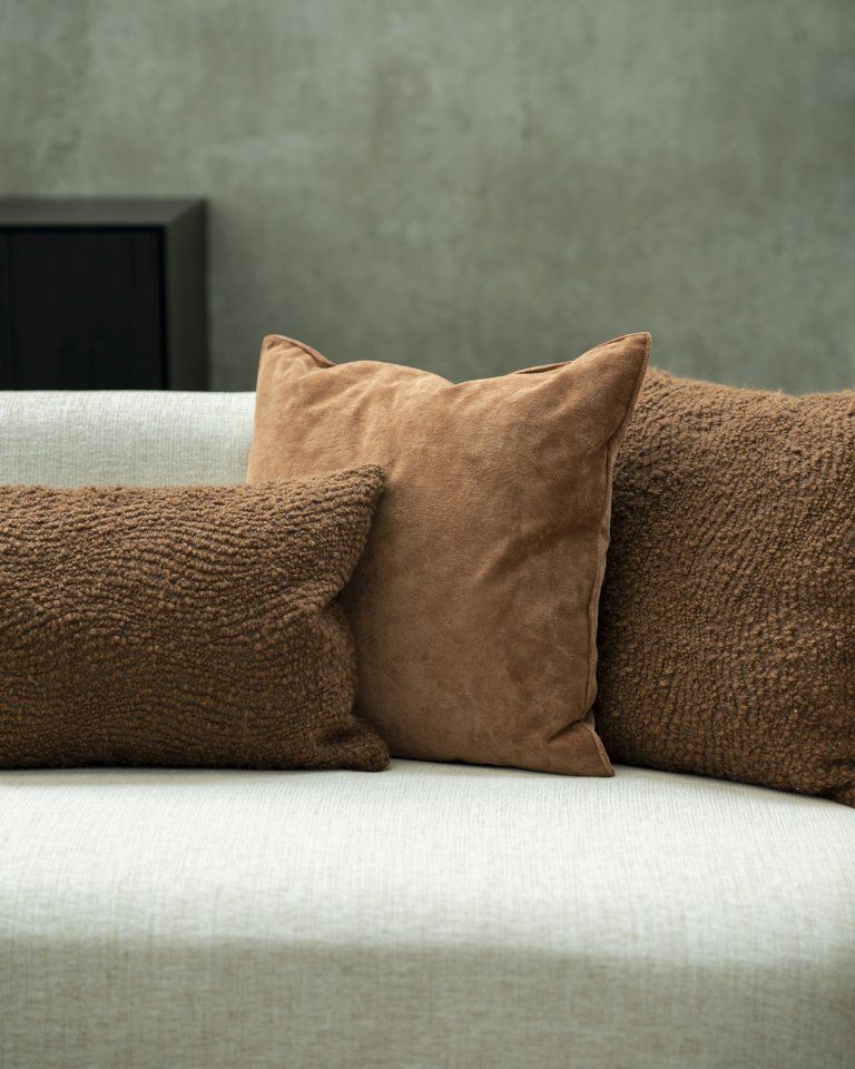 Velvet cushion 60x40 cm Ethnicraft 