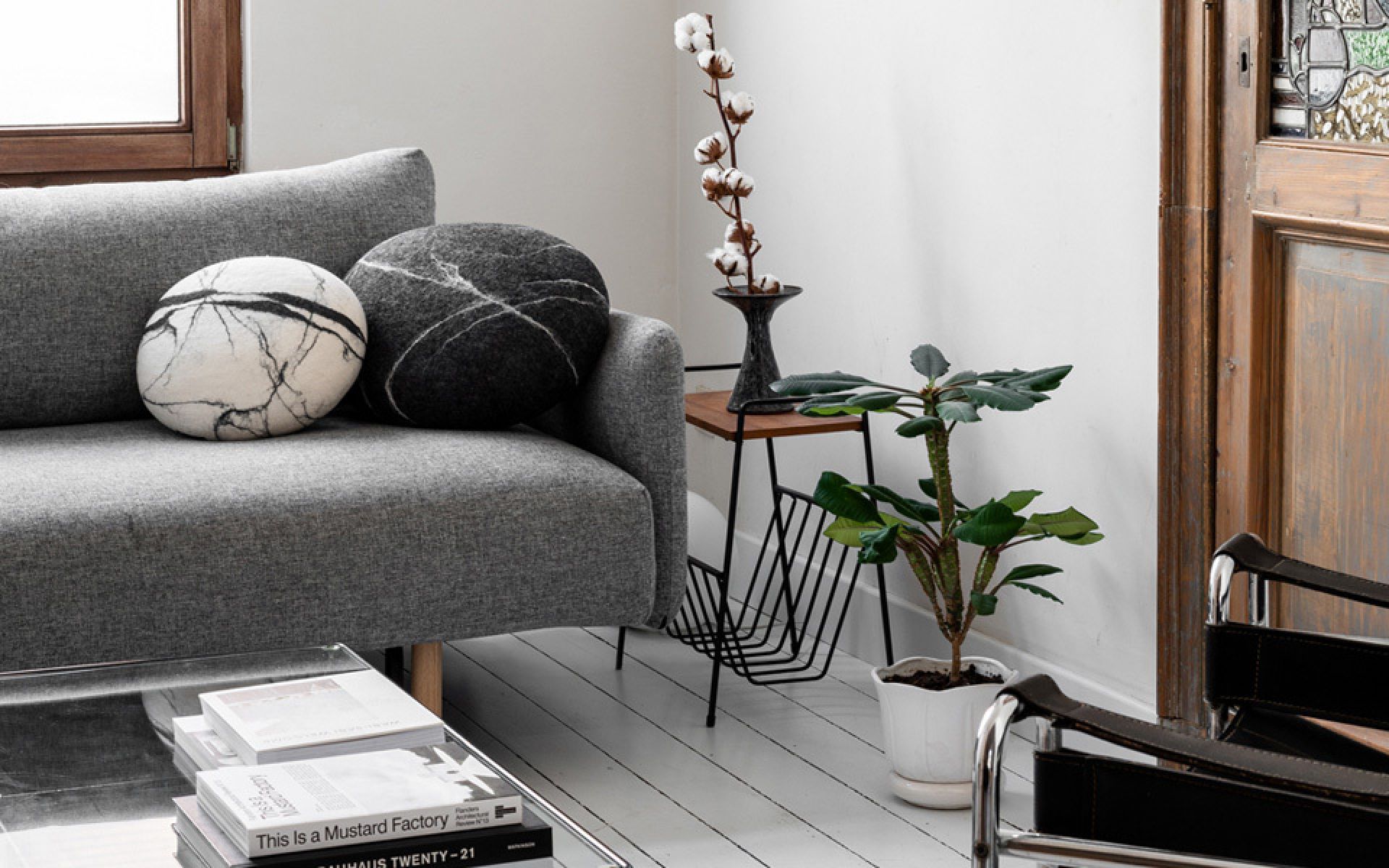 Stone Pillow Felt cushion dark gray Fivetimesone SINGLE PIECES