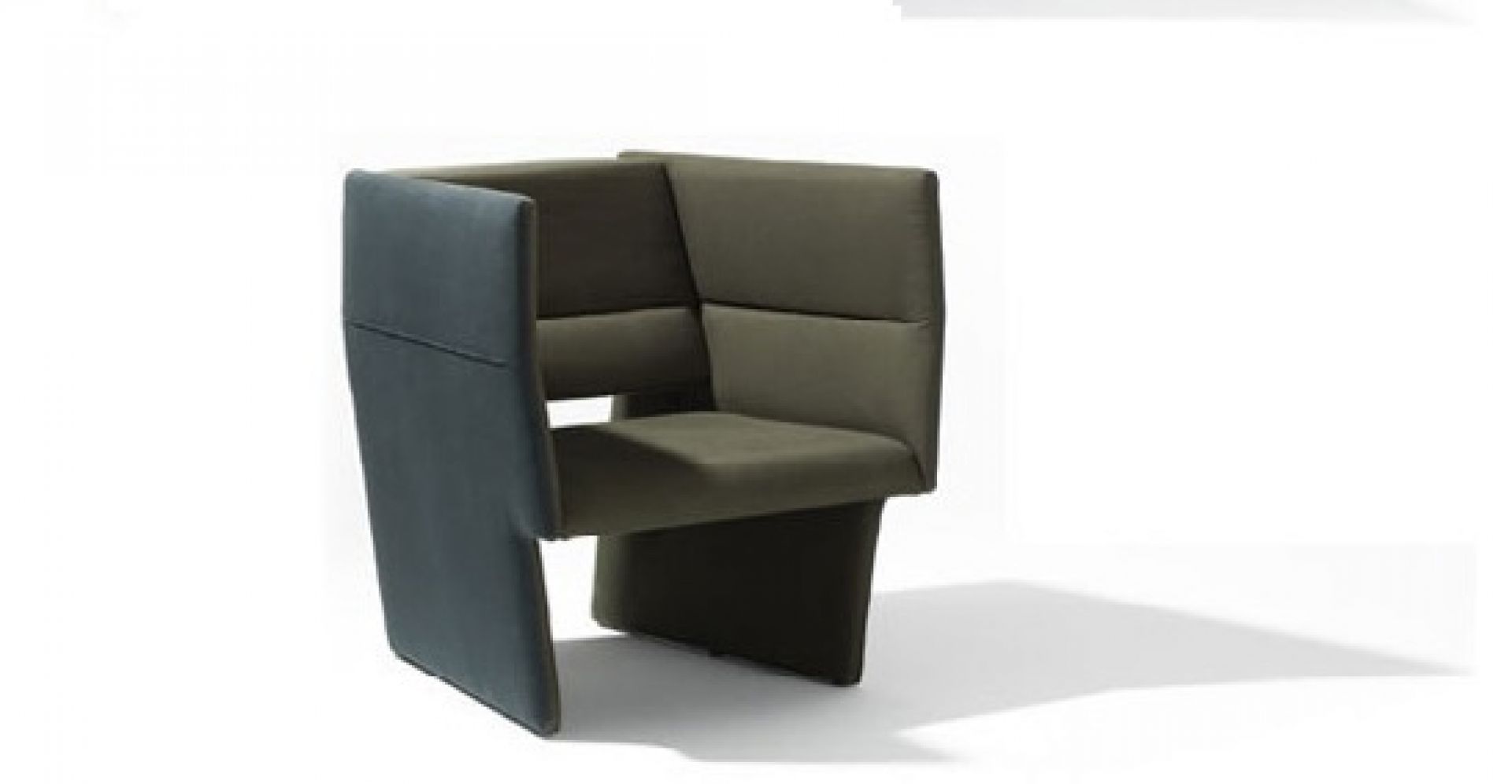 Cup armchair Richard Lampert