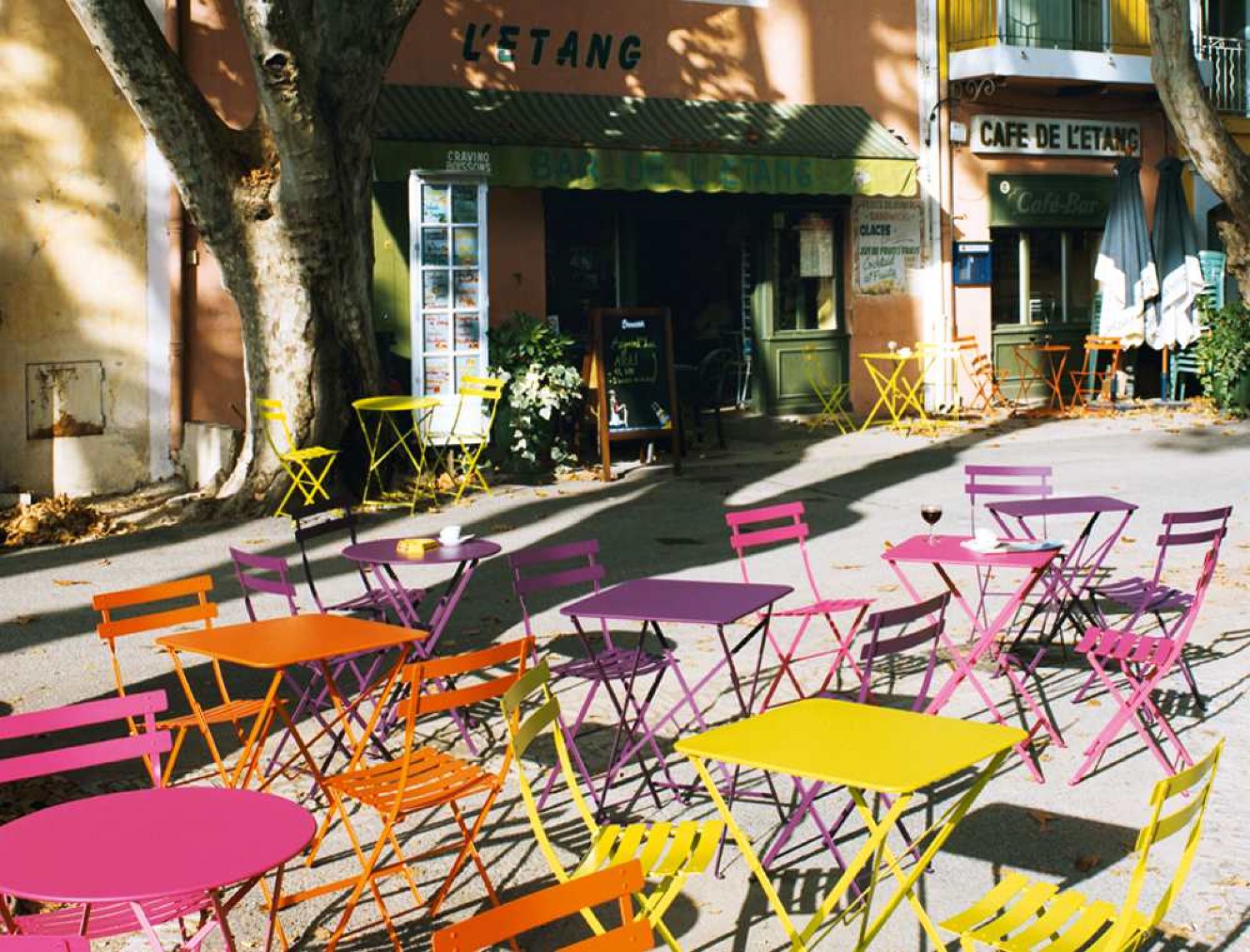 Bistro outdoor table round Fermob