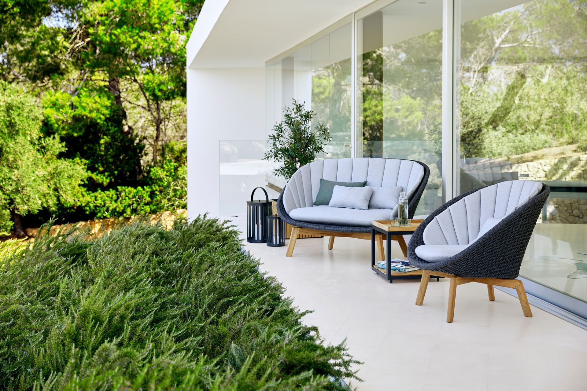 Peacock Outdoor Cushion set for 2-seater Sofa Cane-Line