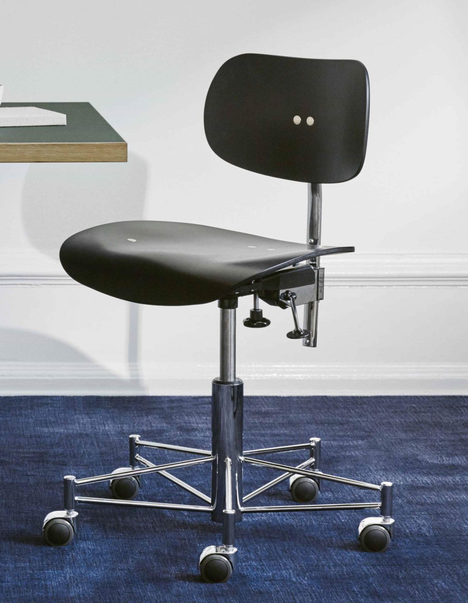 SBG 197 R swivel chair Wilde+Spieth 