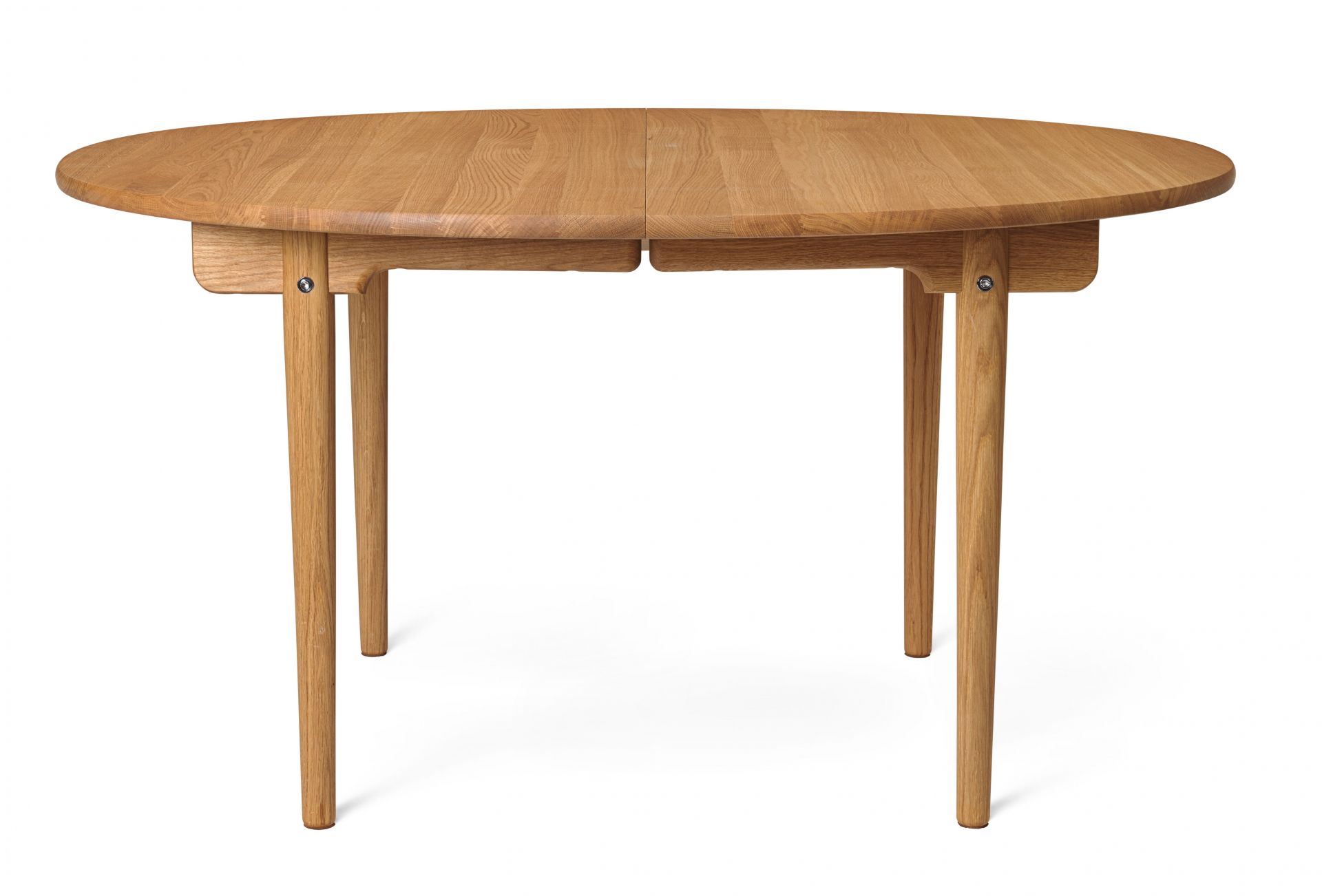 CH337 Oval Extending Dining Table Oak Lacquered Carl Hansen & Søn