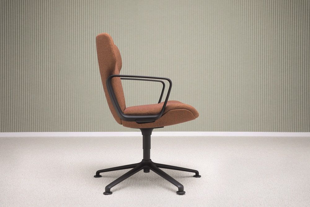 295/6 Intra conference chair Wilkhahn