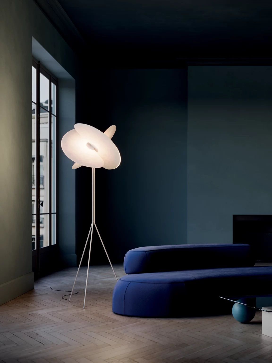 A06 Levante Floor lamp Luceplan