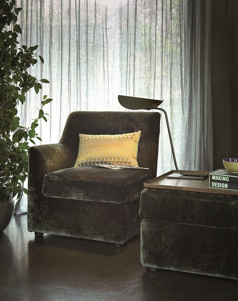 Plume Table lamp Table lamp Oluce 