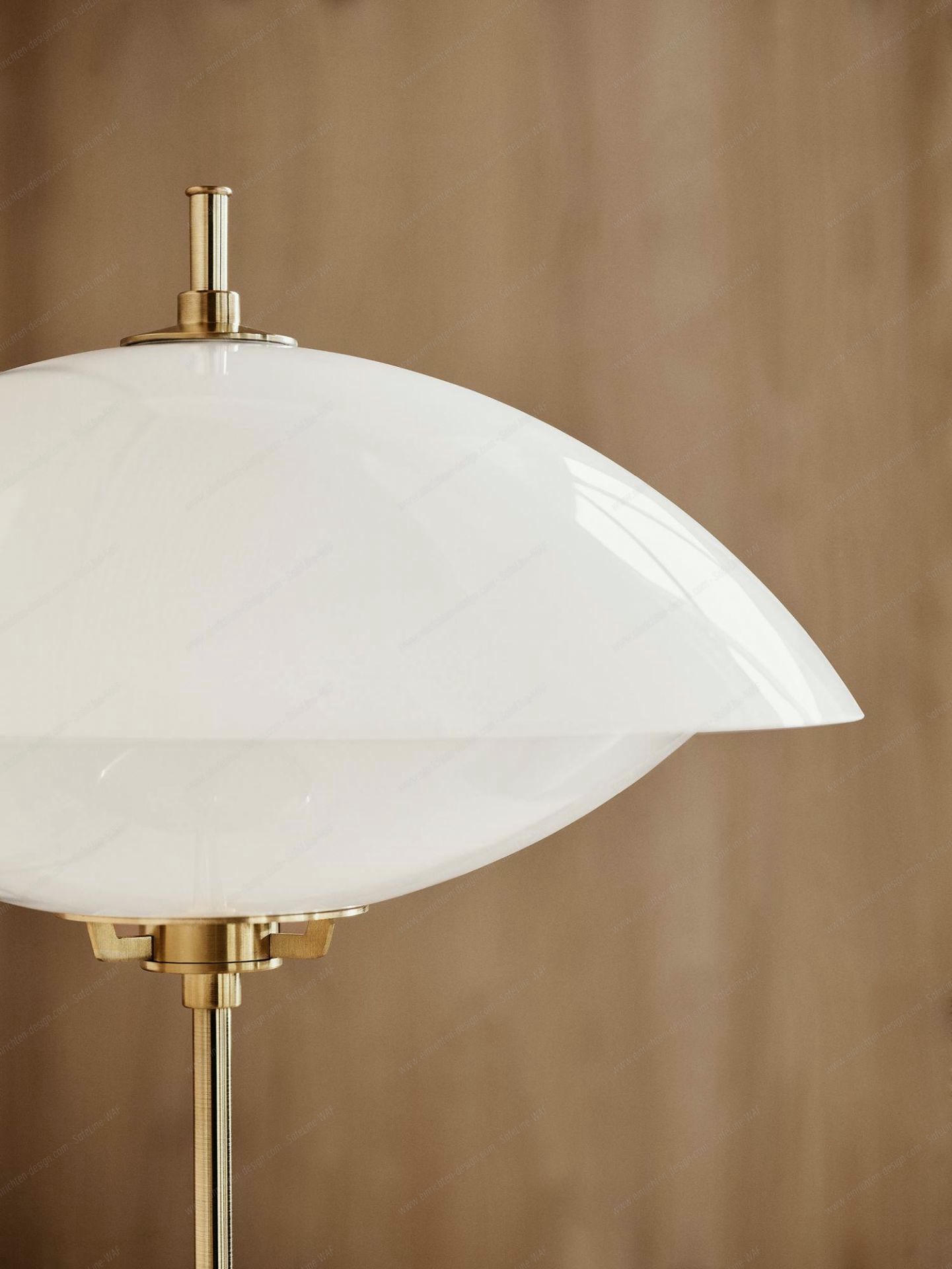 Clam Table lamp Fritz Hansen table lamp