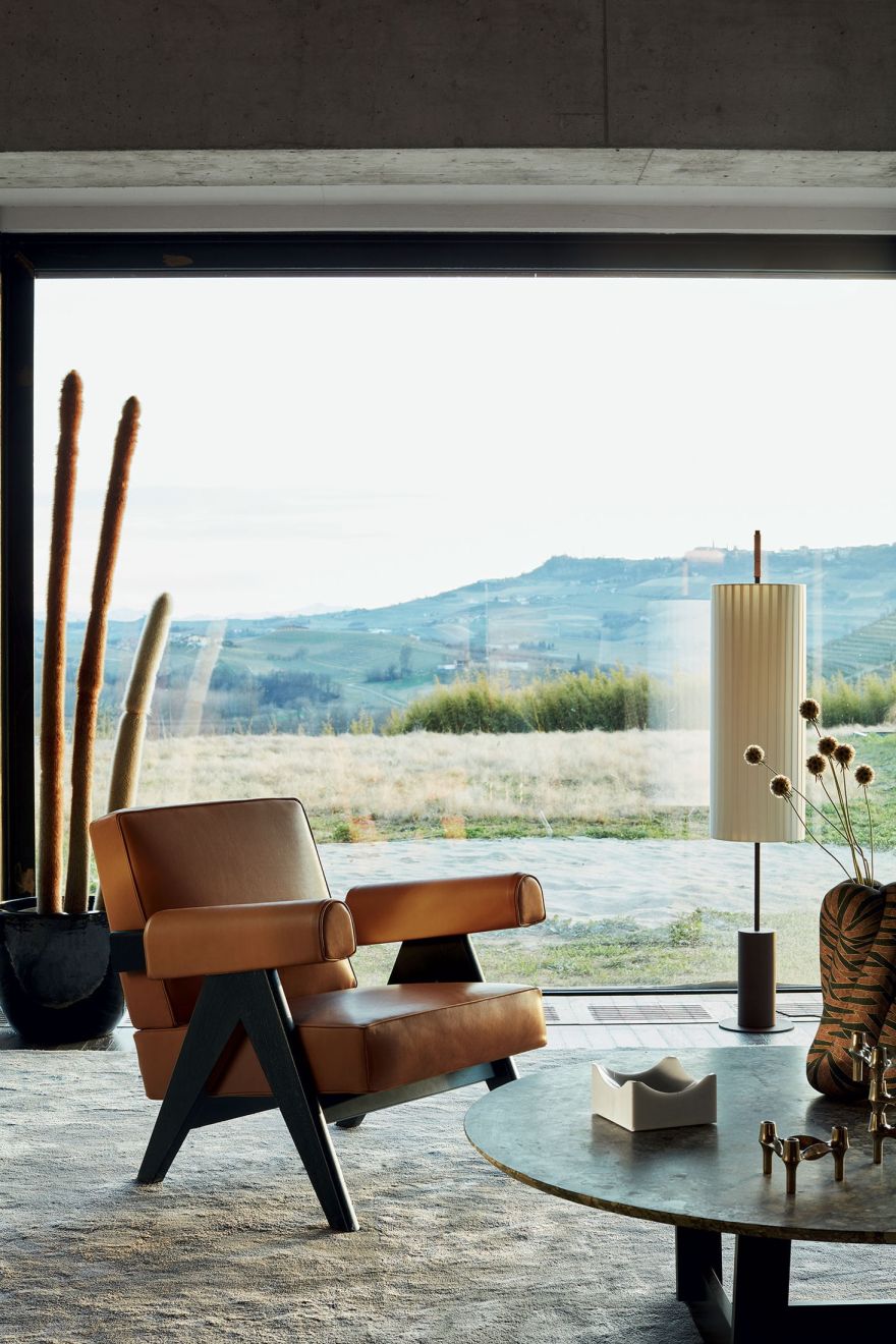 053 Capitol Complex Armchair Armchair Cassina