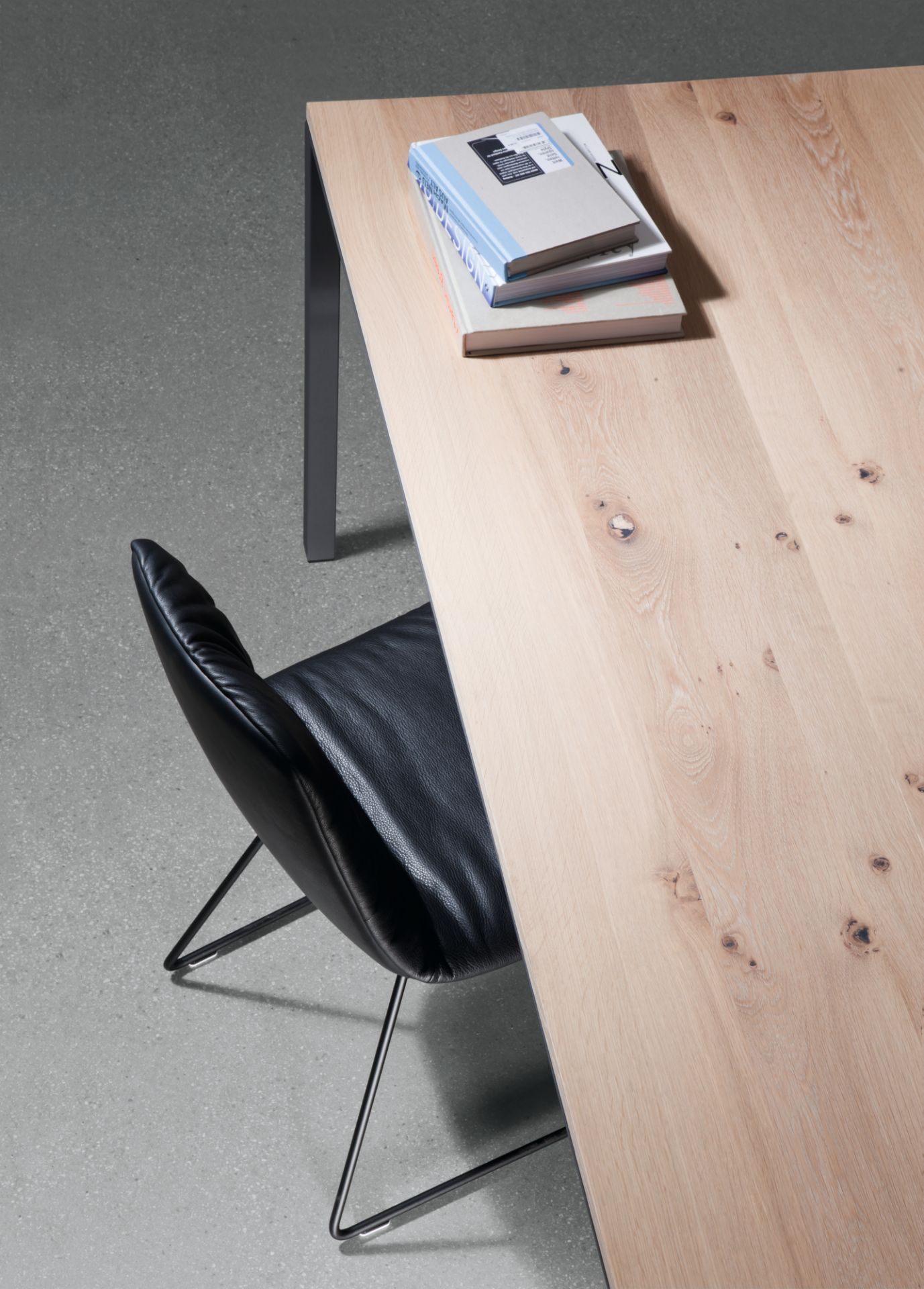 S 600 table oak Janua