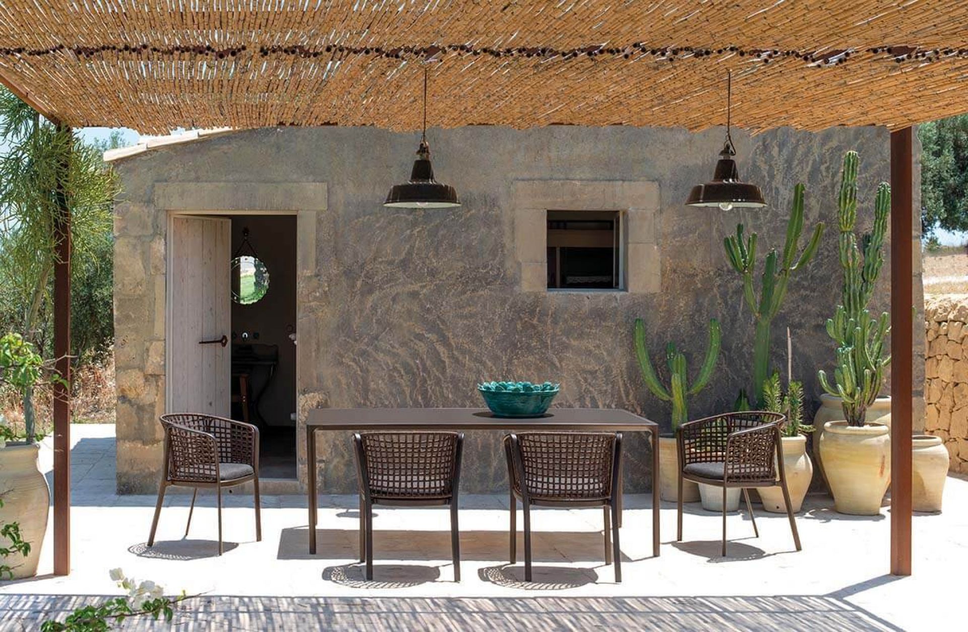Carousel 1213 Outdoor Armchair Emu