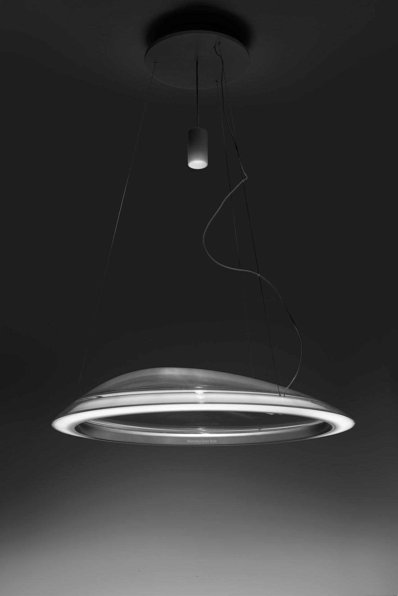 Ameluna pendant lamp 3000K push dimmer Artemide