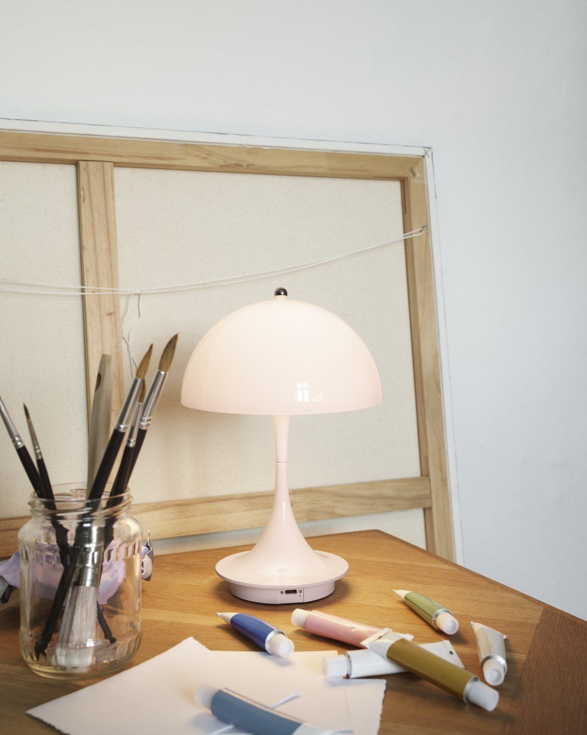 Panthella 160 Portable LED Table lamp Indoor/Outdoor Louis Poulsen Opal Pale rose SINGLE PIECES