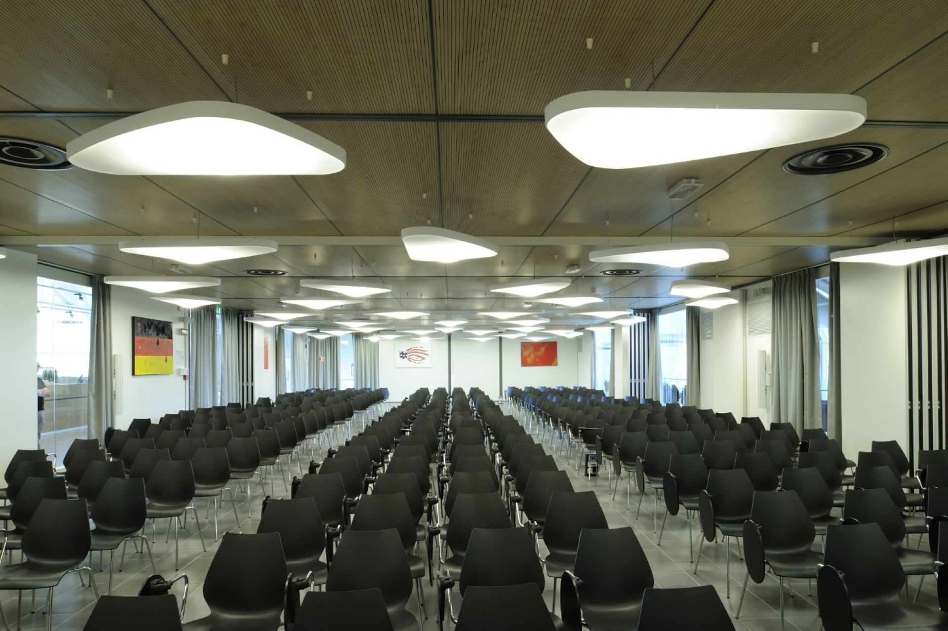 D71PV Petale LED Pendant Light Luceplan