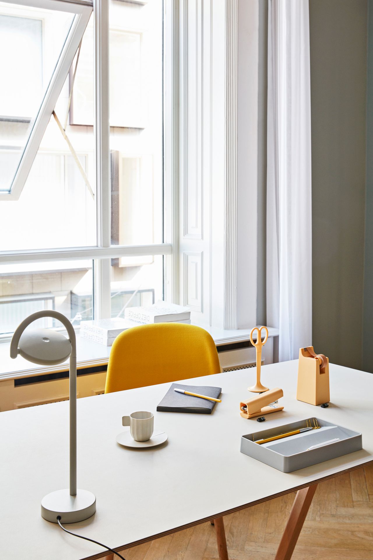 Marselis Table Lamp Hay black