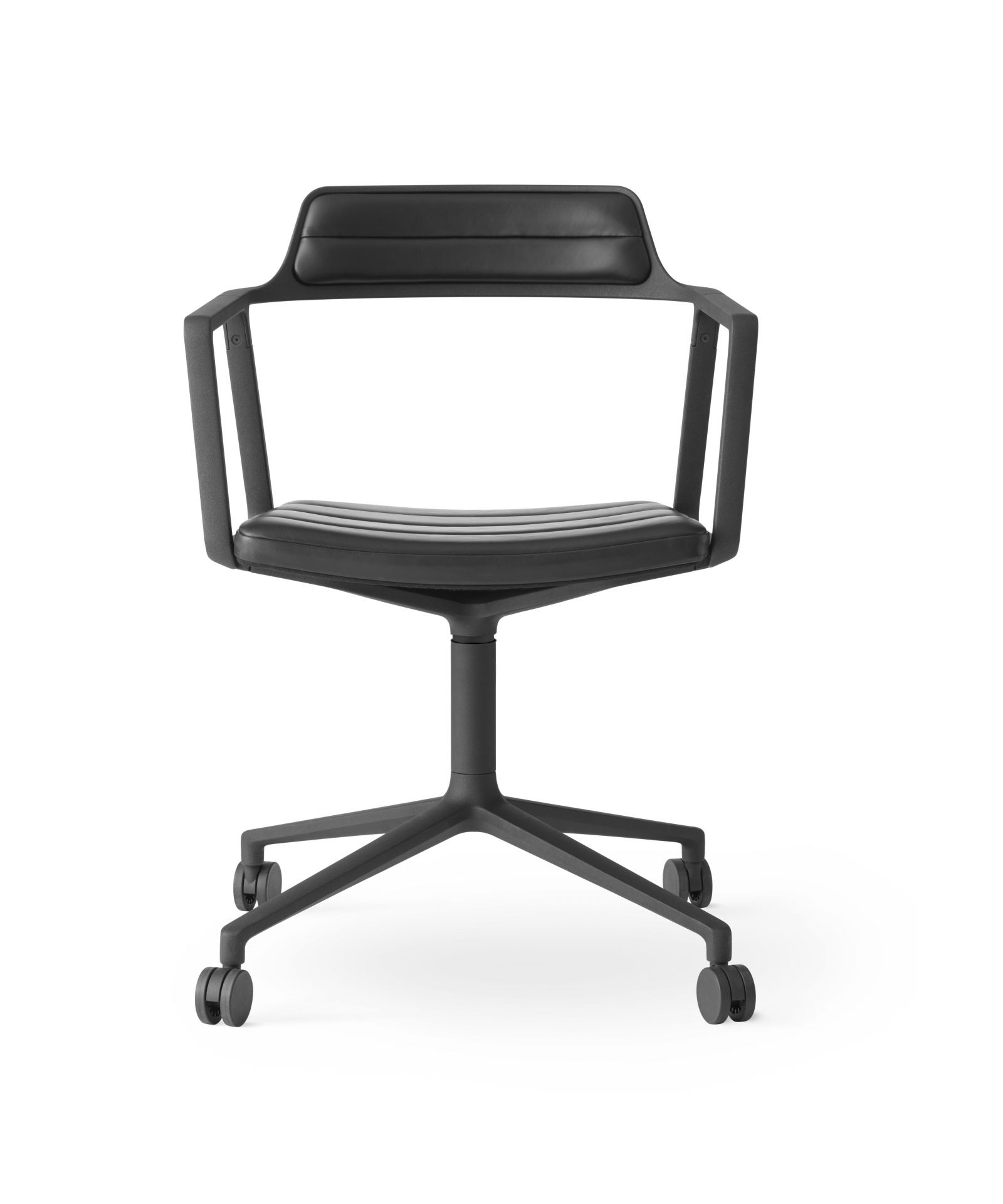 VIPP452 Swivel Chair with Castors Vipp