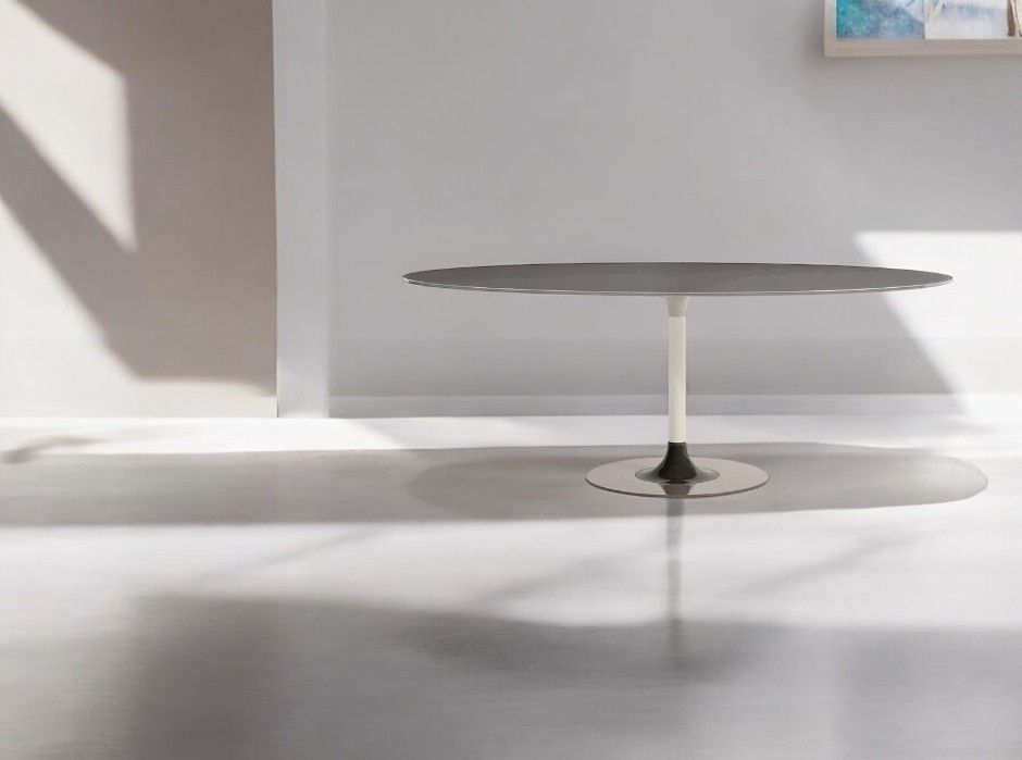 Thierry XXL Tisch Oval white Kartell