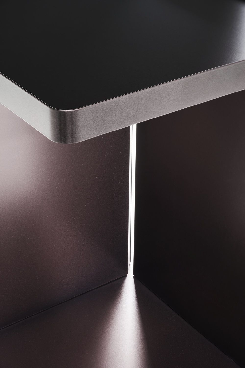 Ambito Side table Tola Dolza side table