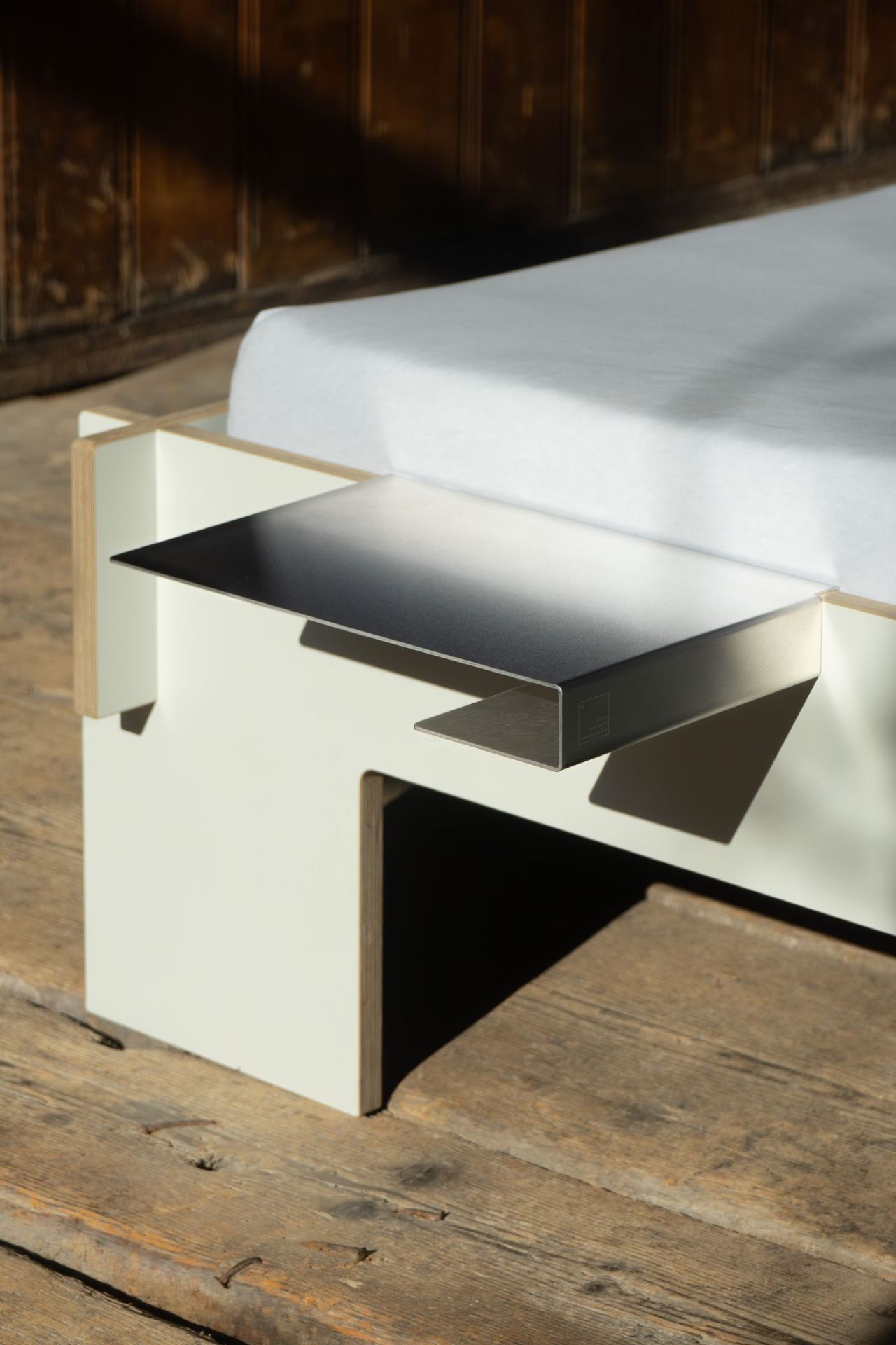 Bed edge light side shelf for Siebenschläfer / Tagedieb Nils Holger Moormann