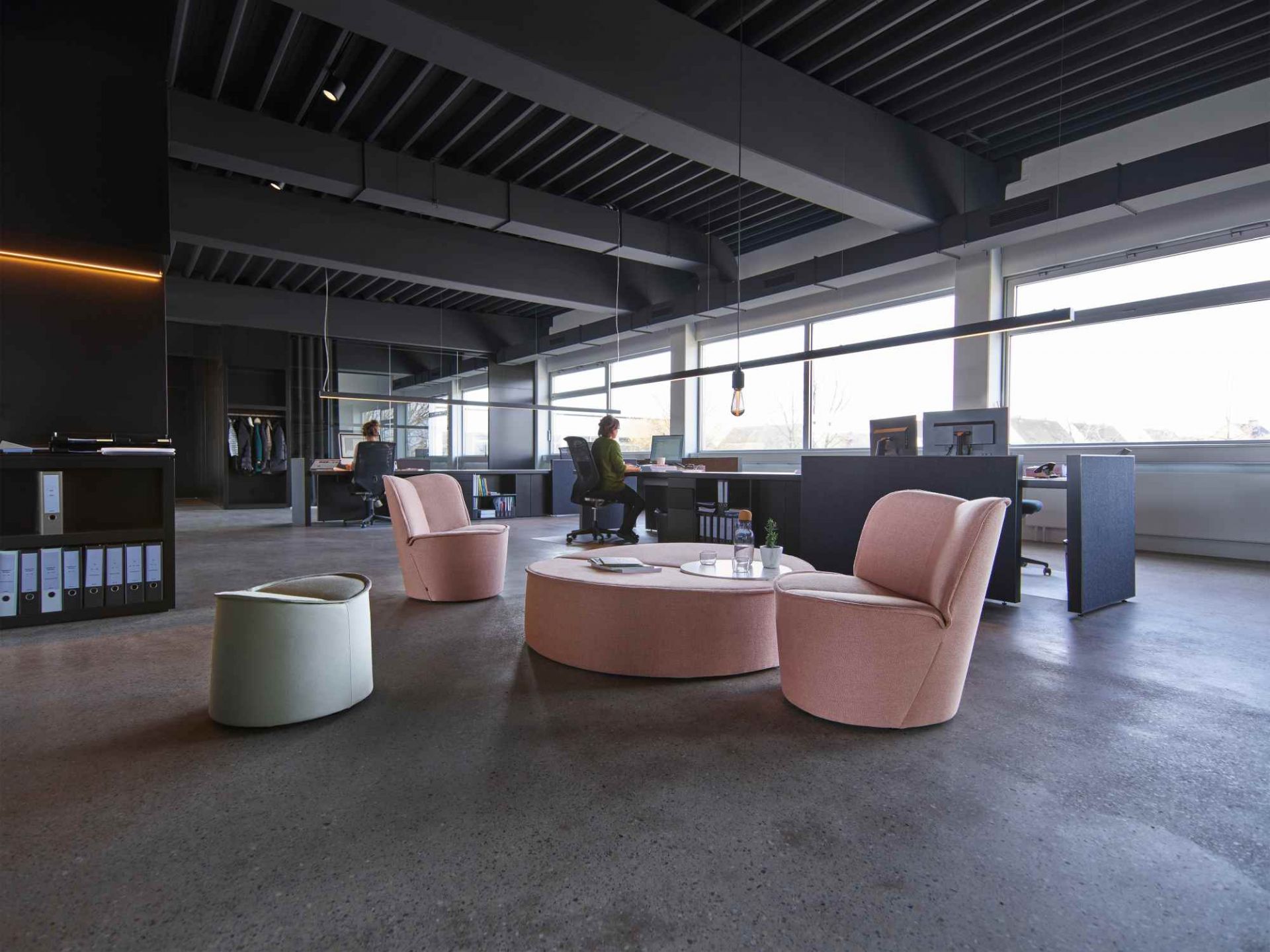 Nenou Armchair Cor
