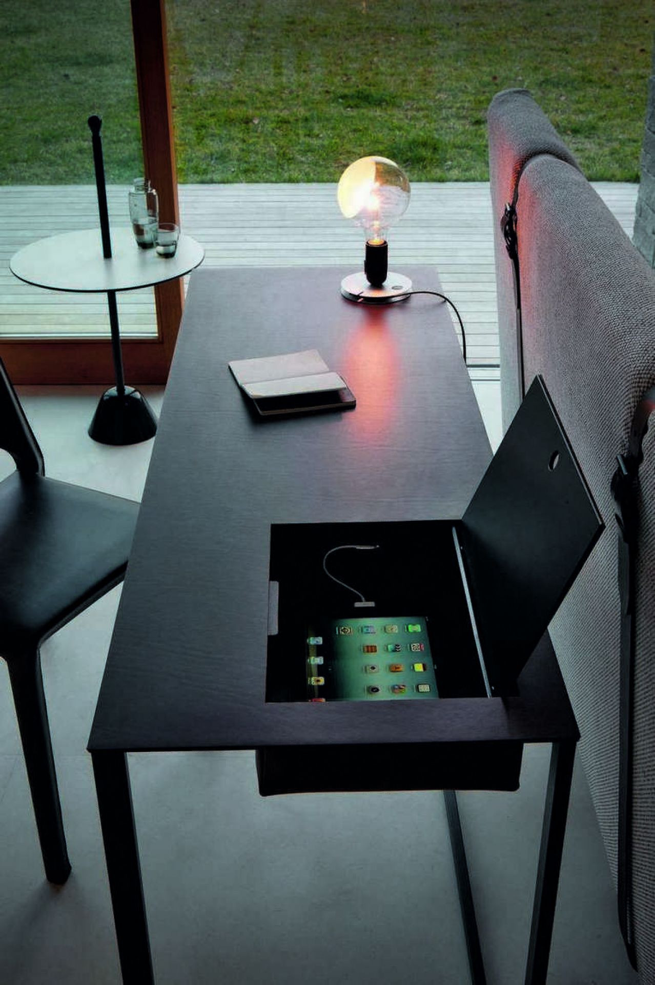 Calamo desk Zanotta