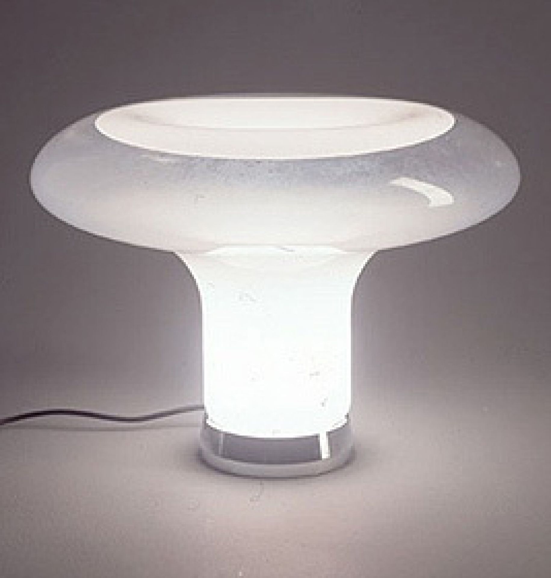 Lesbo Table lamp Artemide