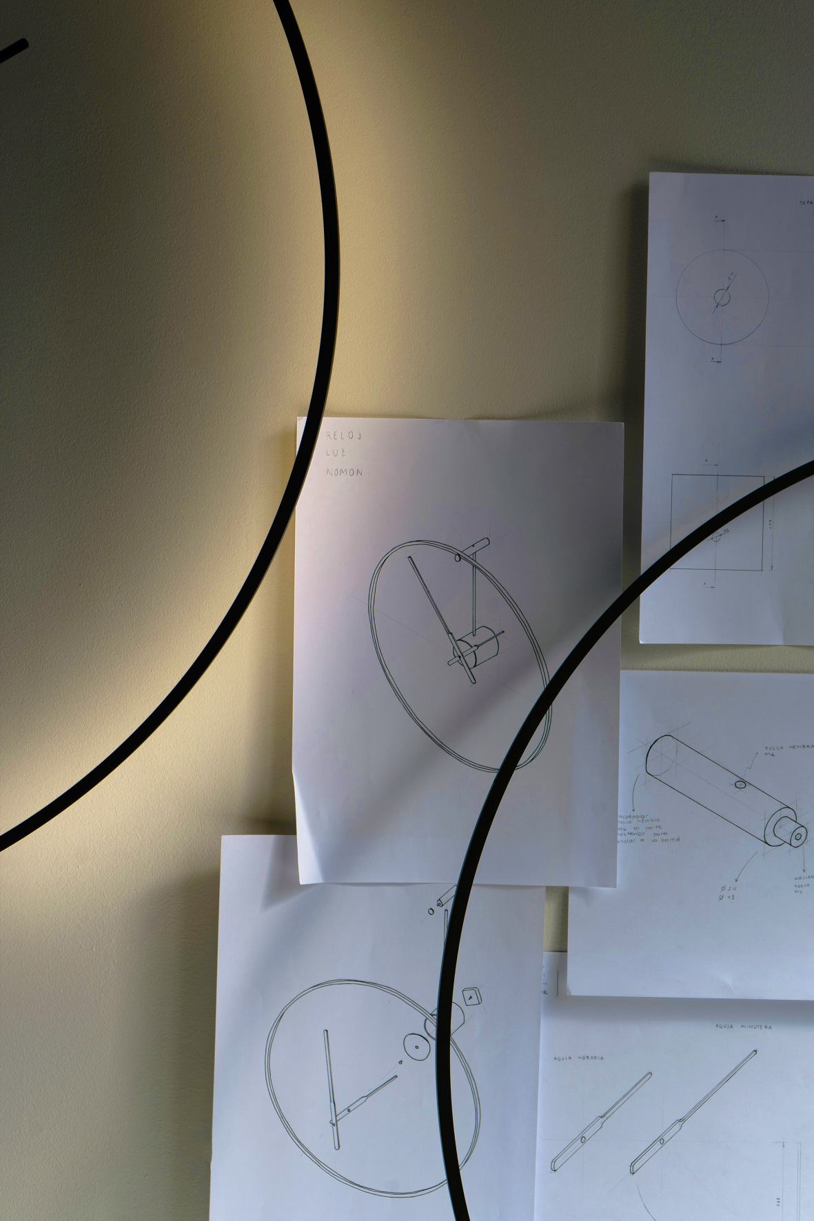 Ombra Clock wall clock nomon