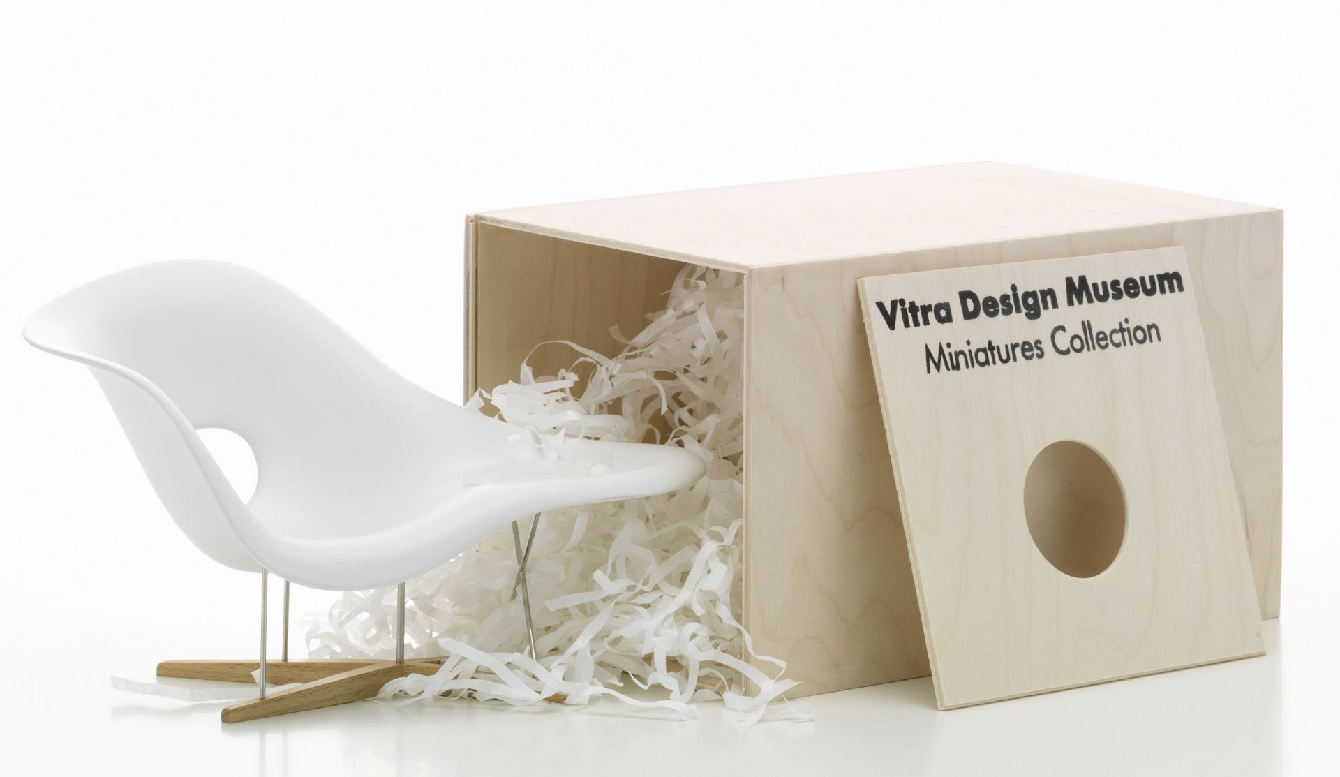 La Chaise [1948] Miniature Lounger Vitra
