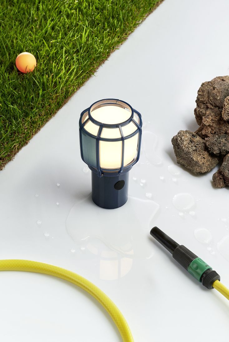 Chispa table lamp / rechargeable battery lamp Marset SINGLE PIECE