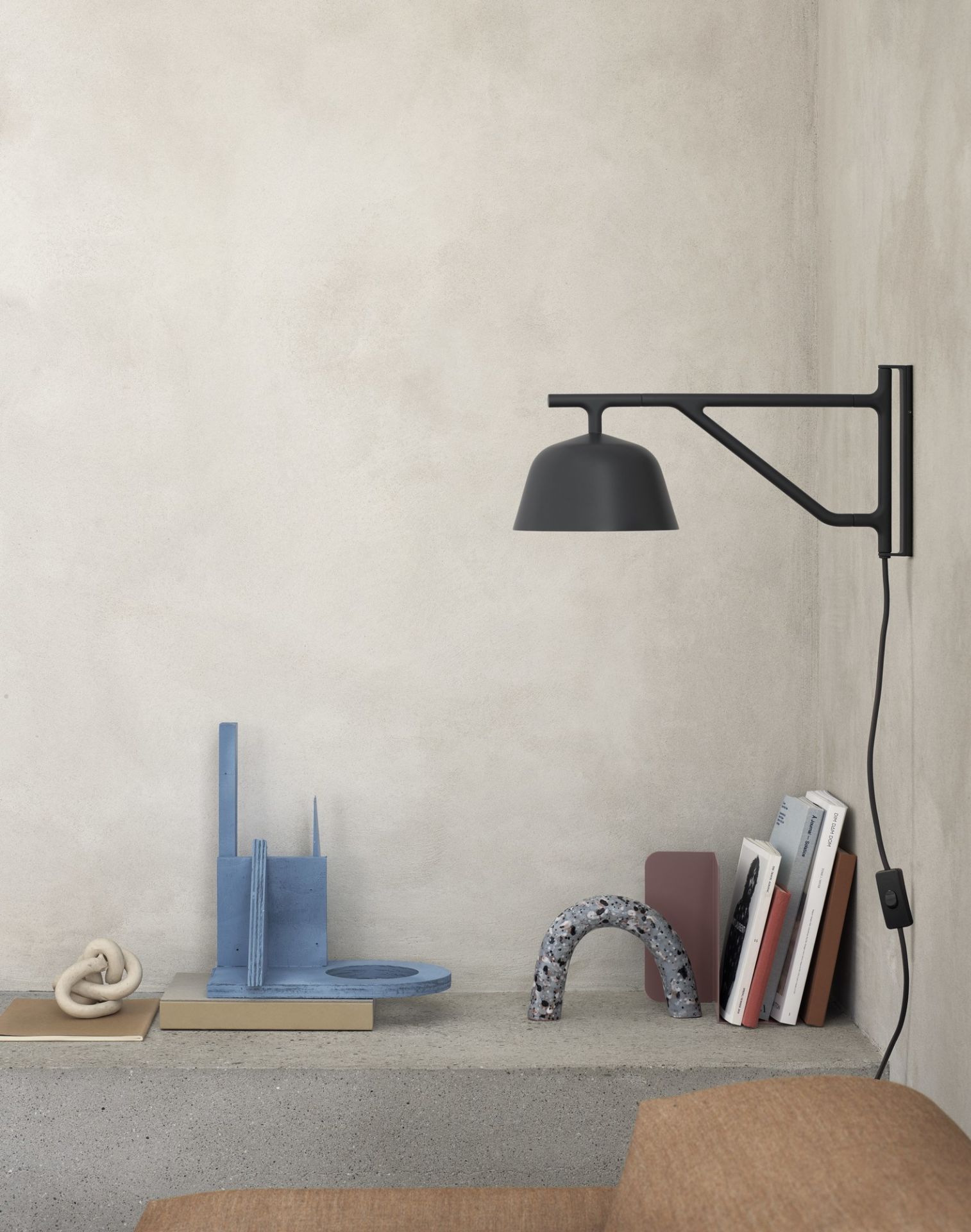 Ambit Wall lamp Muuto