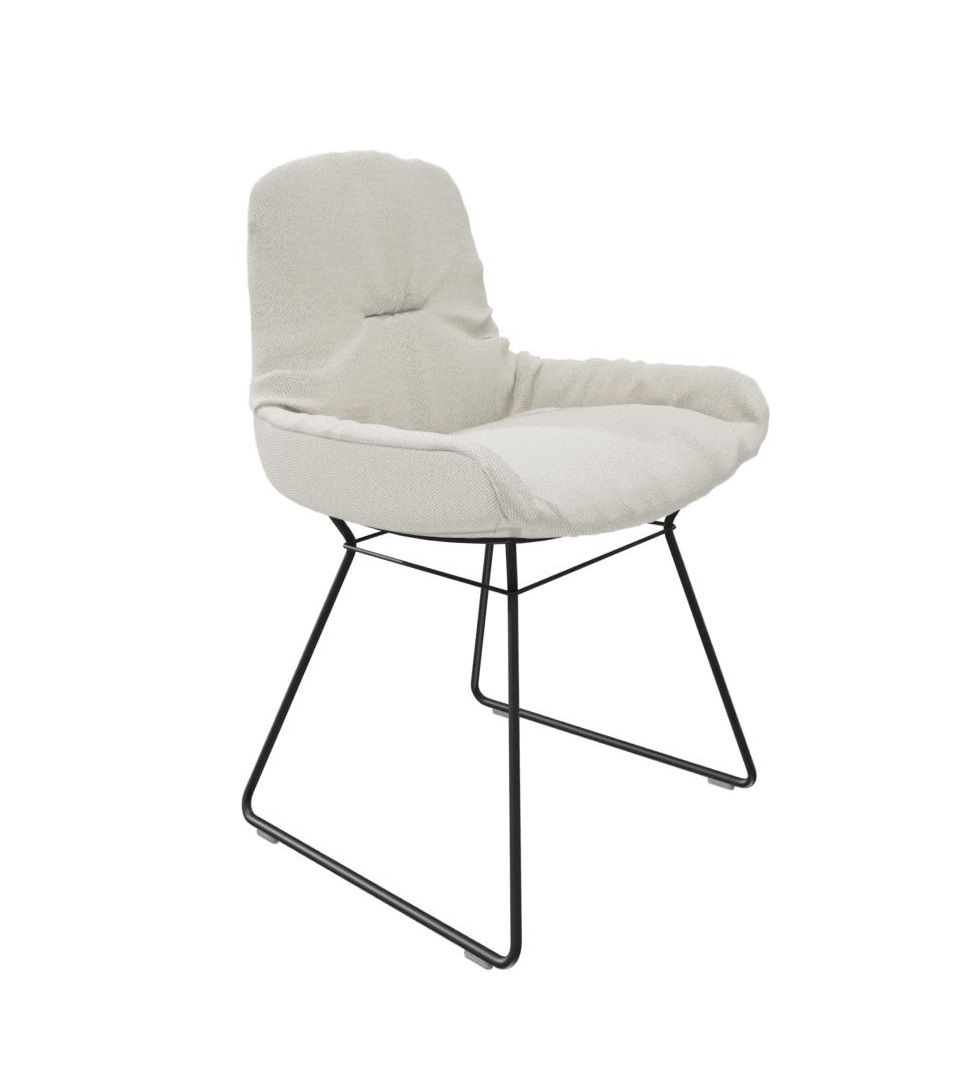 Leya chair low armrest fabric Safire Freifrau Manufaktur PREFERENCE COMBINATION