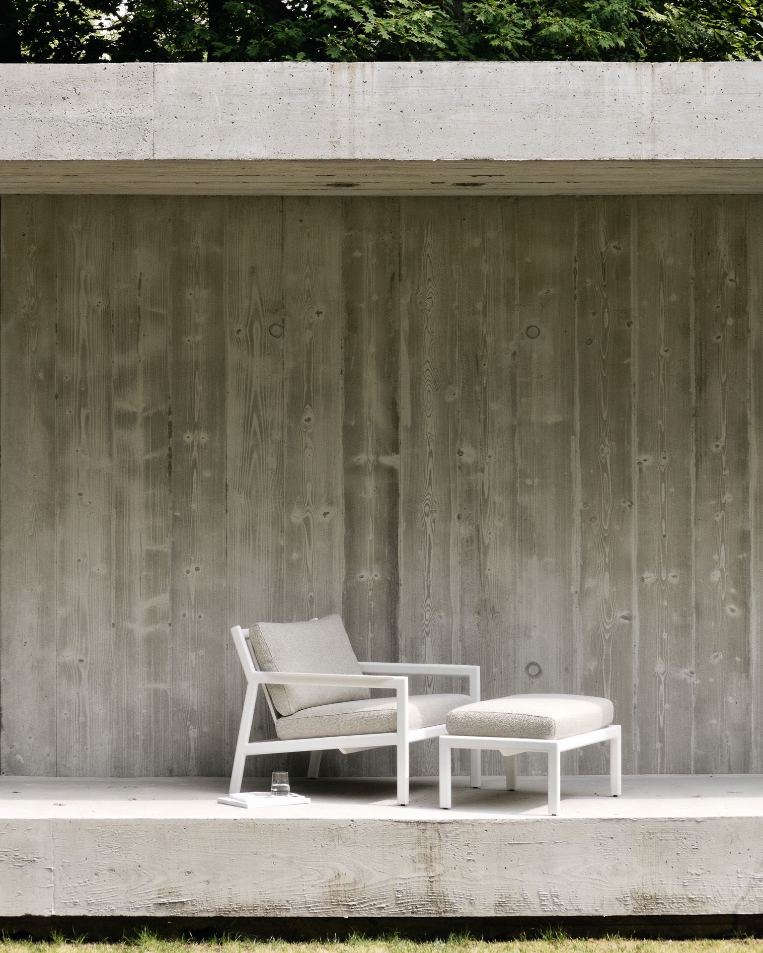 Jack Outdoor Lounge Chair - Aluminium White Ethnicraft