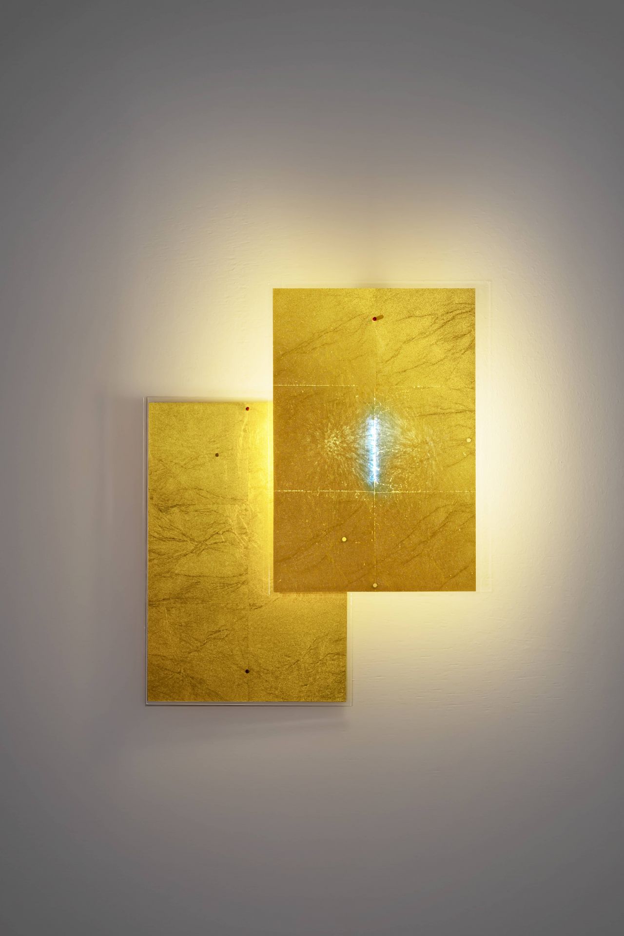24 Carat Blue Flat Wall Lamp Ingo Maurer 