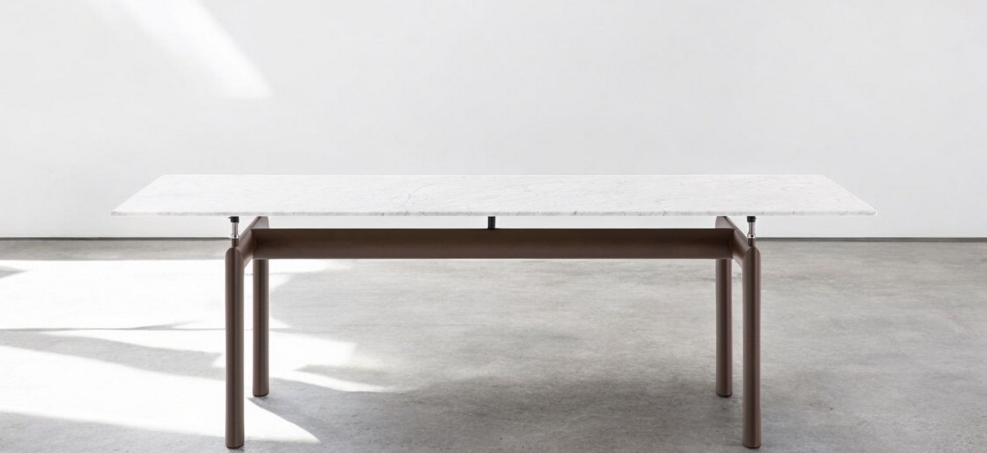 6 Table Tube D'avion Outdoor dining table Cassina