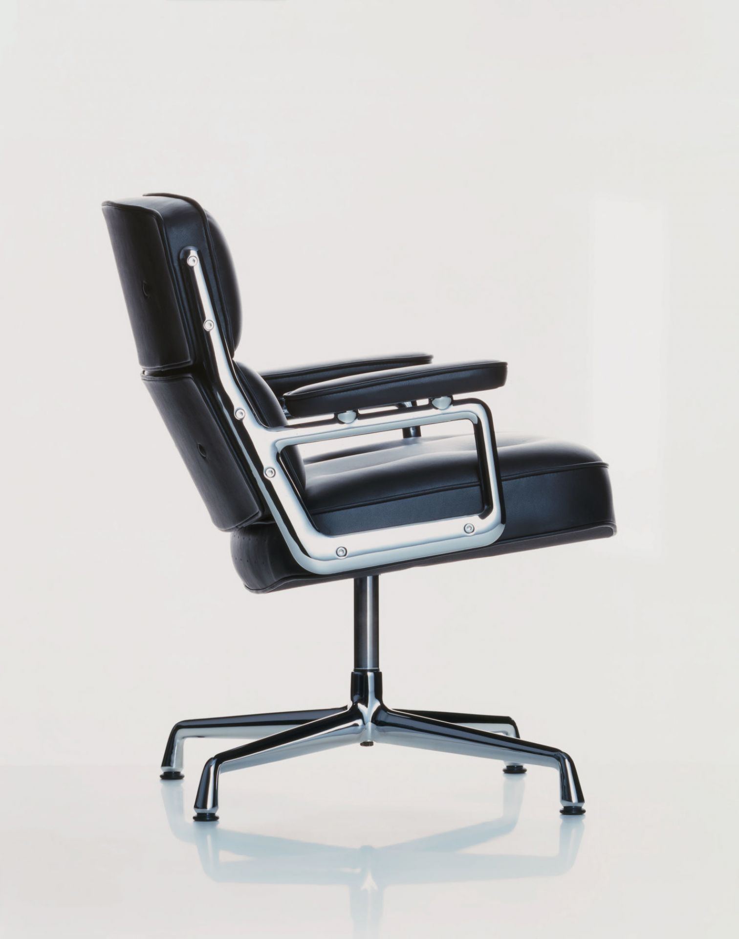 Lobby Chair ES108 / ES 108 Chair Vitra
