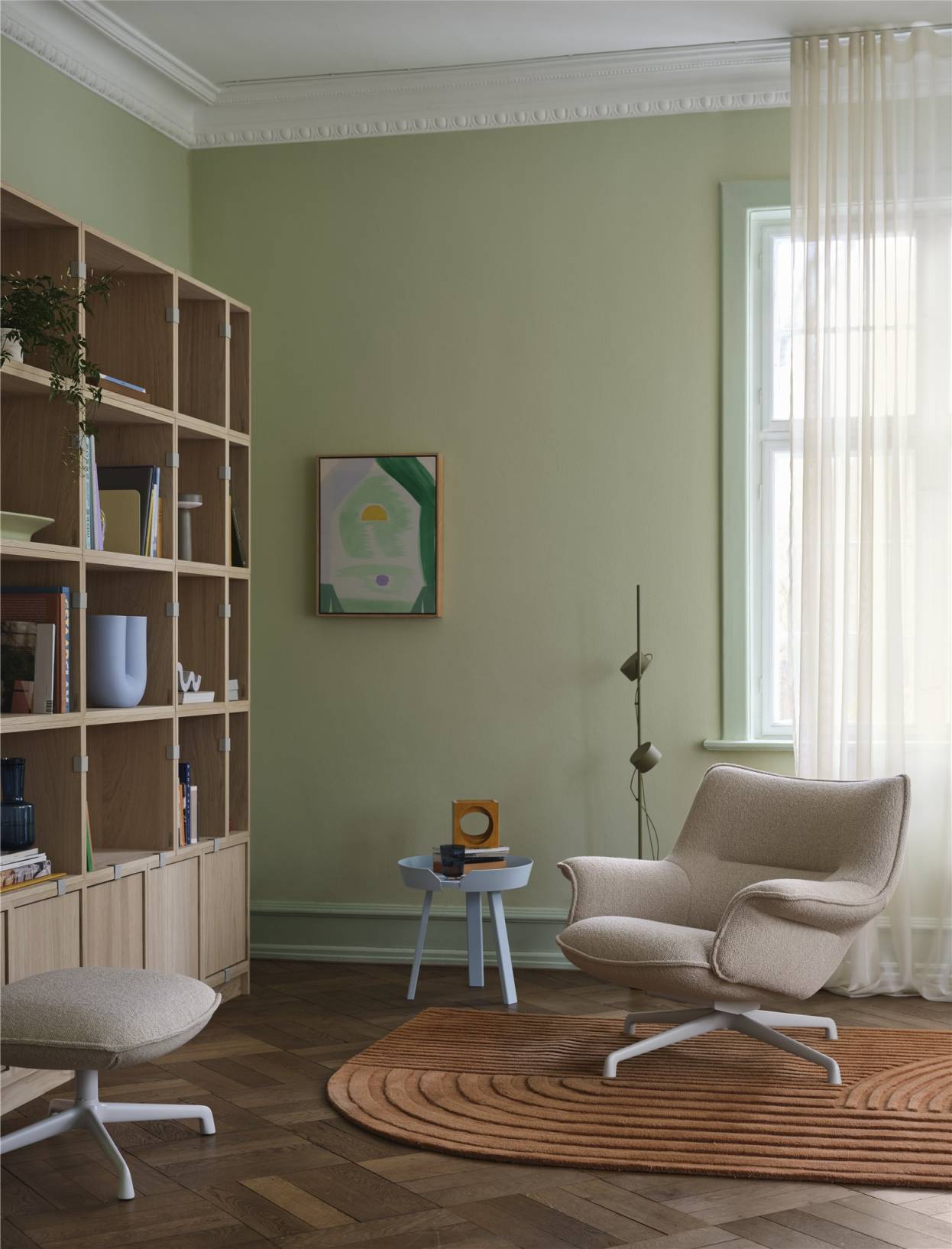 Doze Lounge Chair Low Armchair Muuto