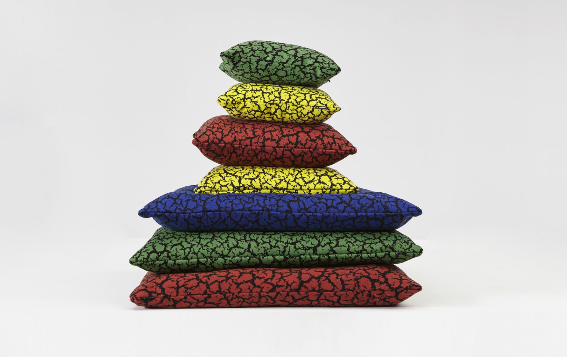 Rift cushion yellow 66x66 Sancal